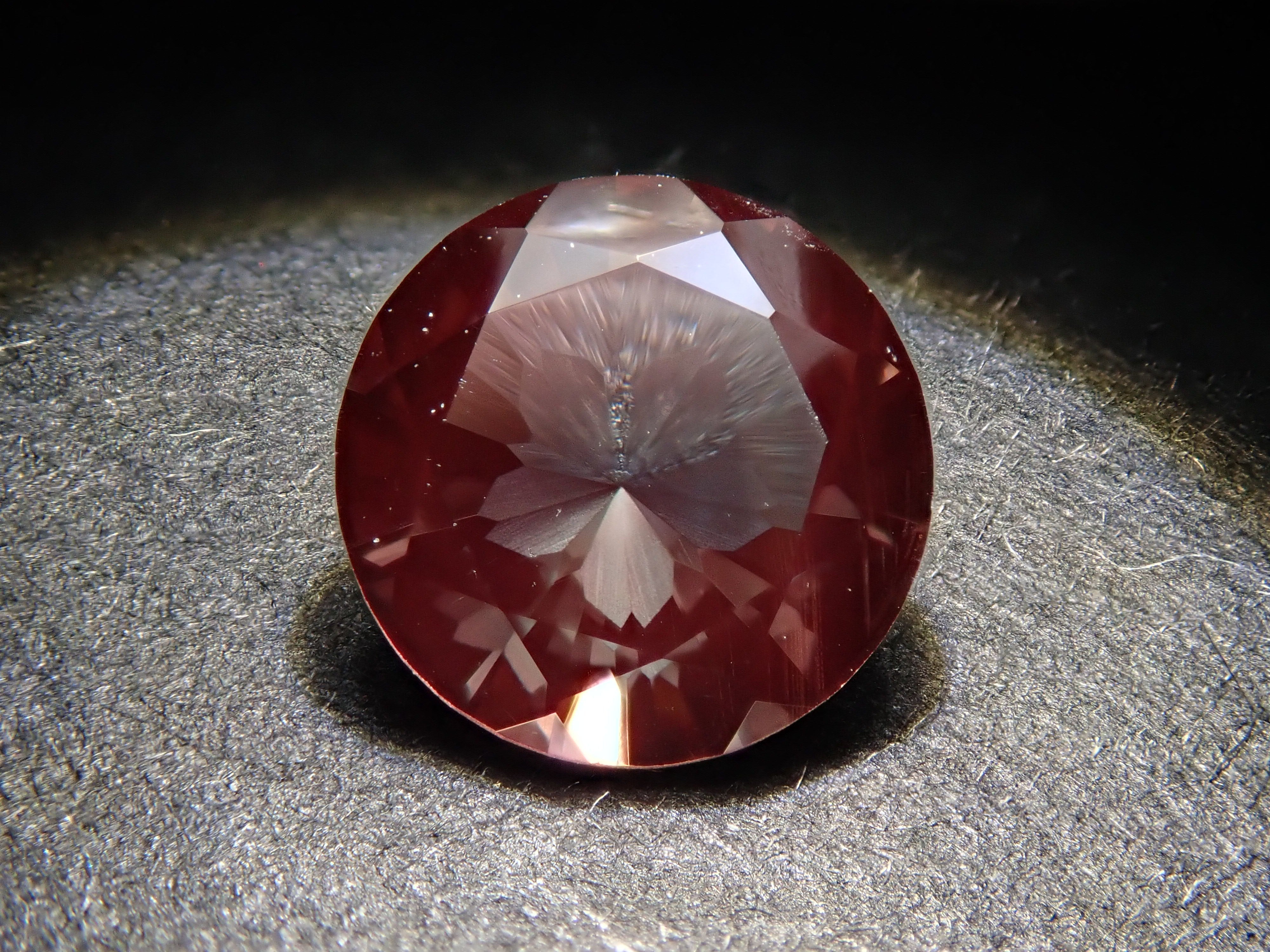 (Lottery sale 202604) (Shinjuku Marui 20260319 removed) (12561741 listed) Mongolian Color Change Andesine 0.641ct Loose Stone
