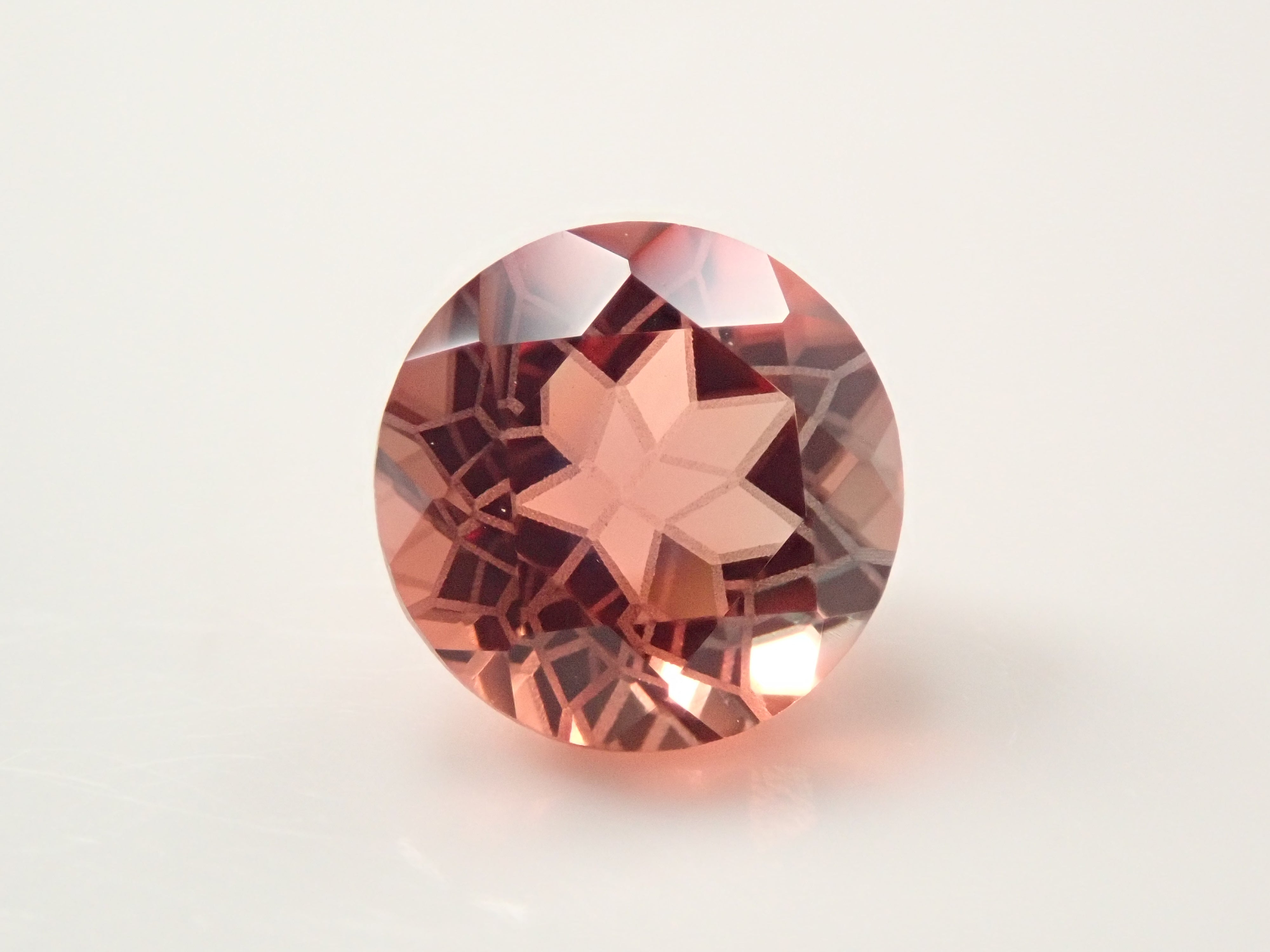 【1/5 22時販売】【ダンデライオンカット】チベット産アンデシン 6.0mm/0.814ctルース