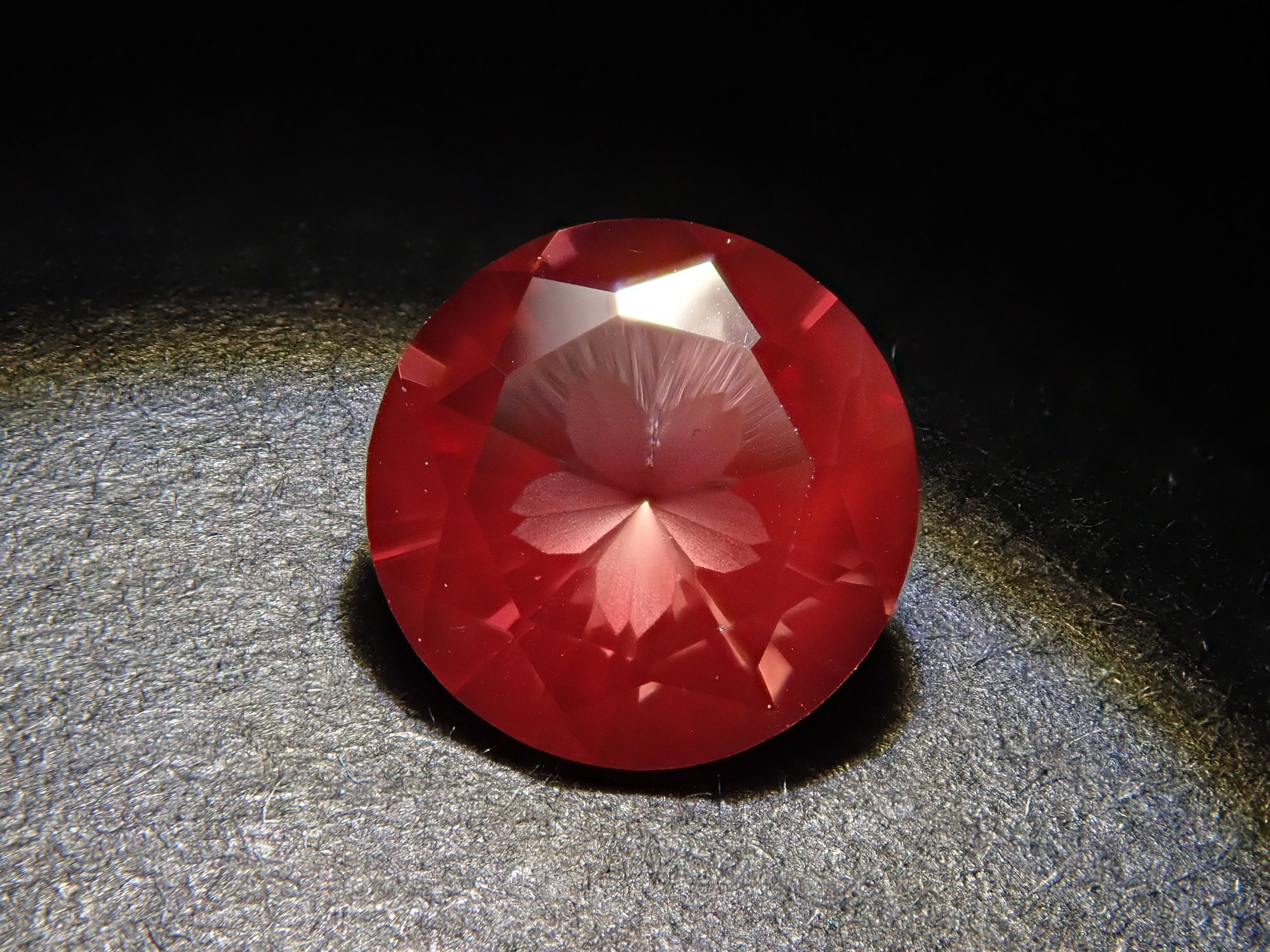 【抽選販売0201_02】【さくらインカット】チベット産アンデシン 6.0mm/0.631ctルース