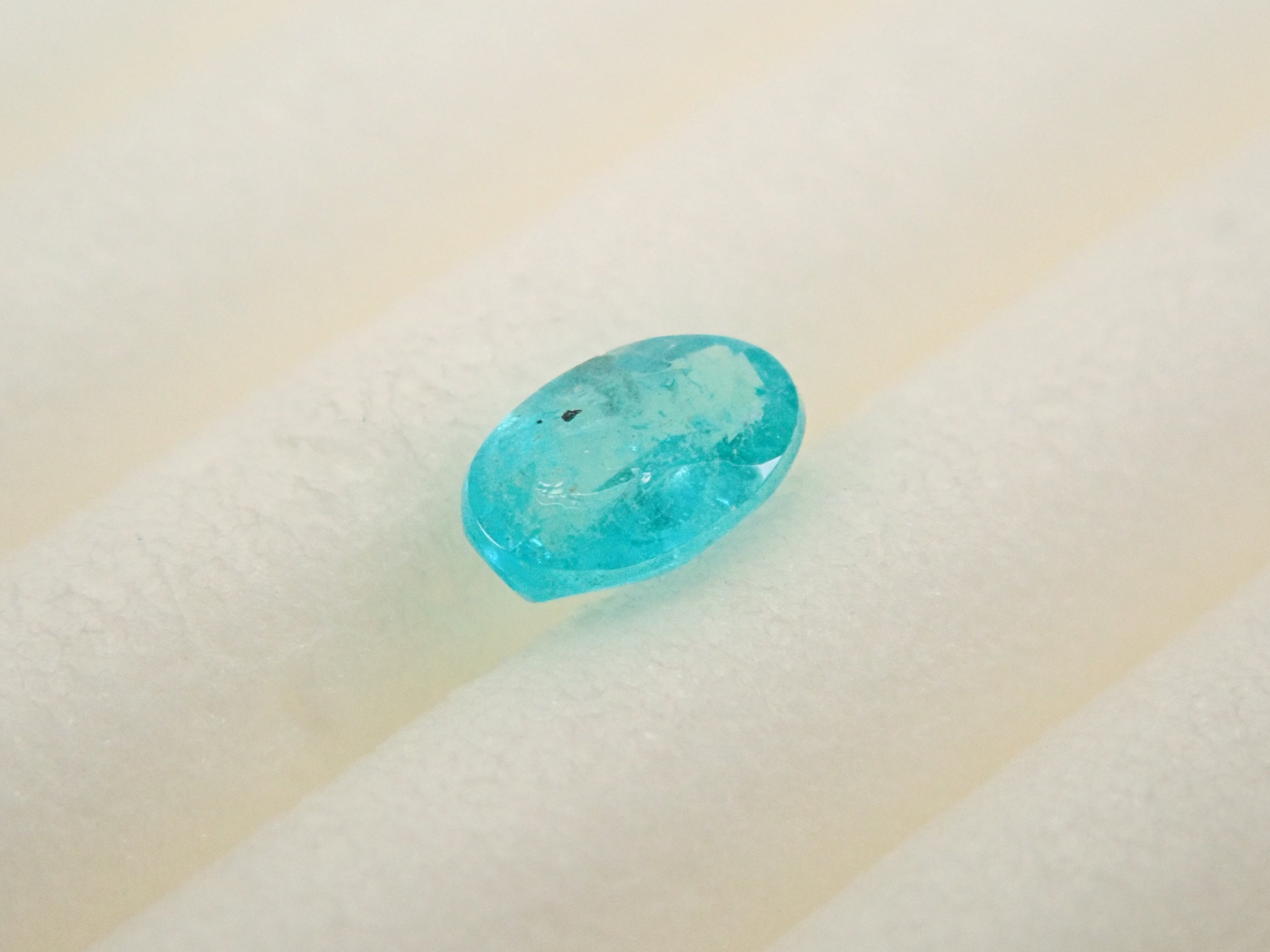 【1/9 22時販売】ブラジル産パライバトルマリン 0.115ctルース(CuO:2.0%,MnO:0.6%)