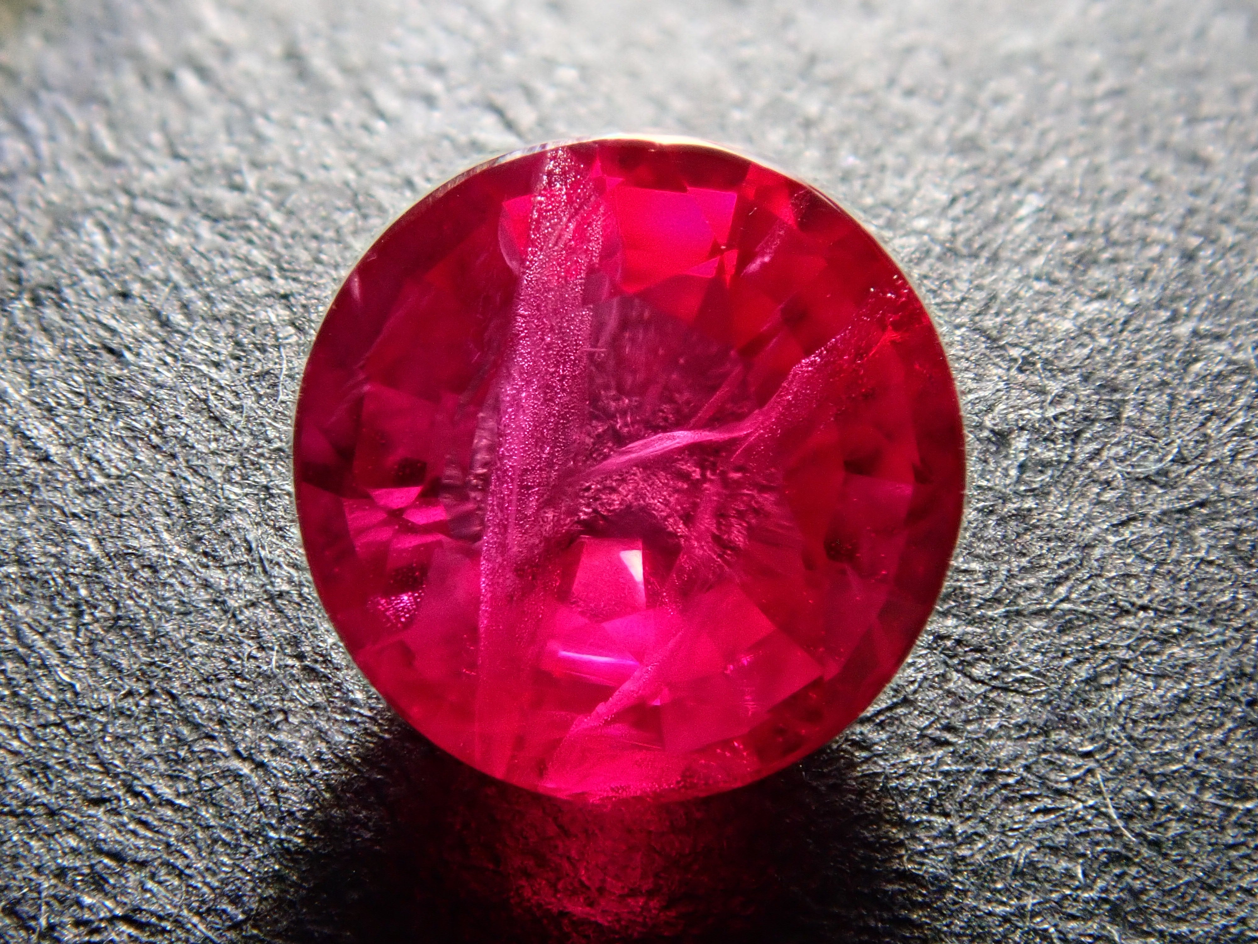 【12/31 22時販売】ピジョンブラッドルビー 5.0mm/0.580ctルース AIGS