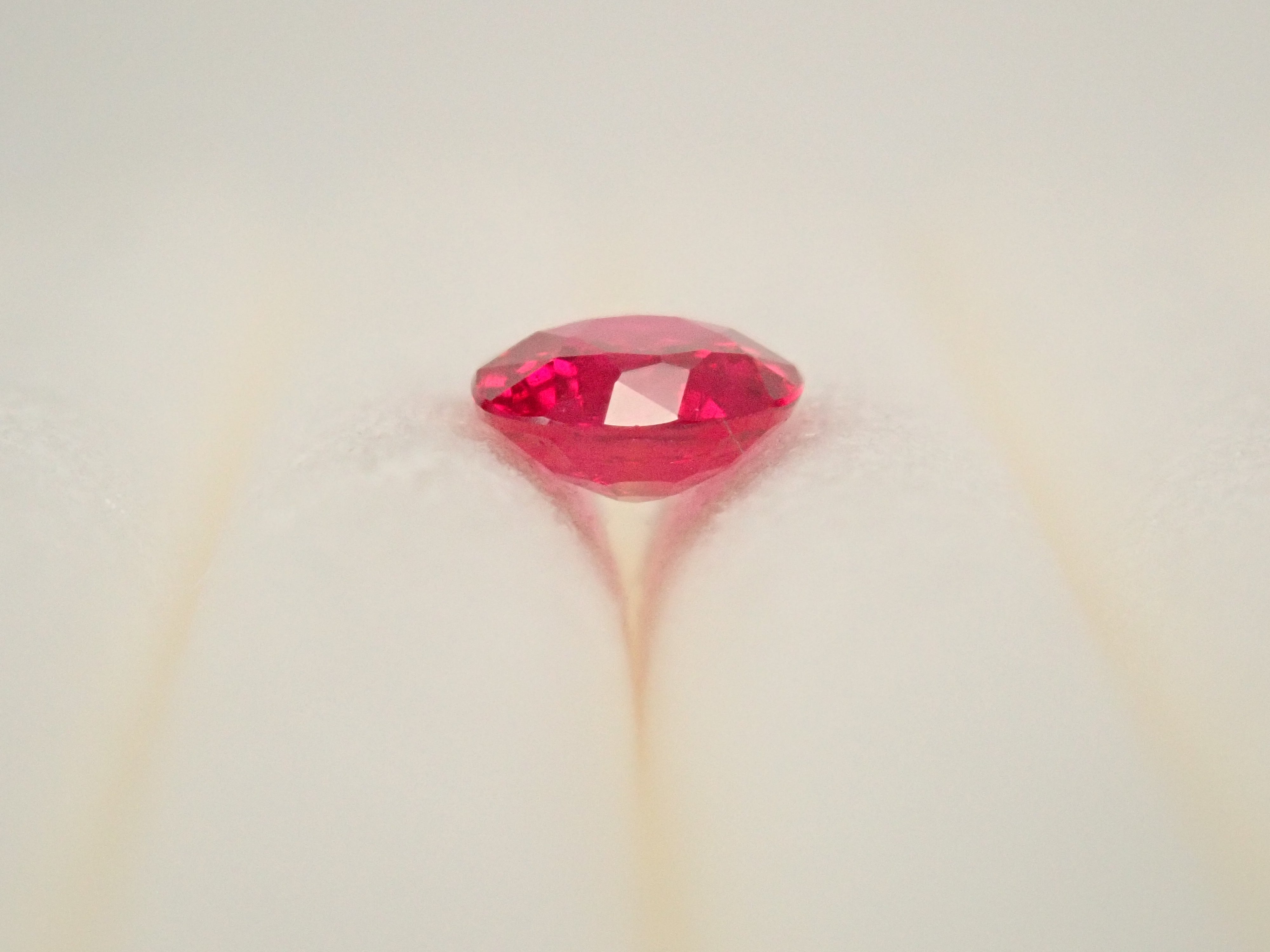 【12/31 22時販売】ピジョンブラッドルビー 0.170ctルース AIGS