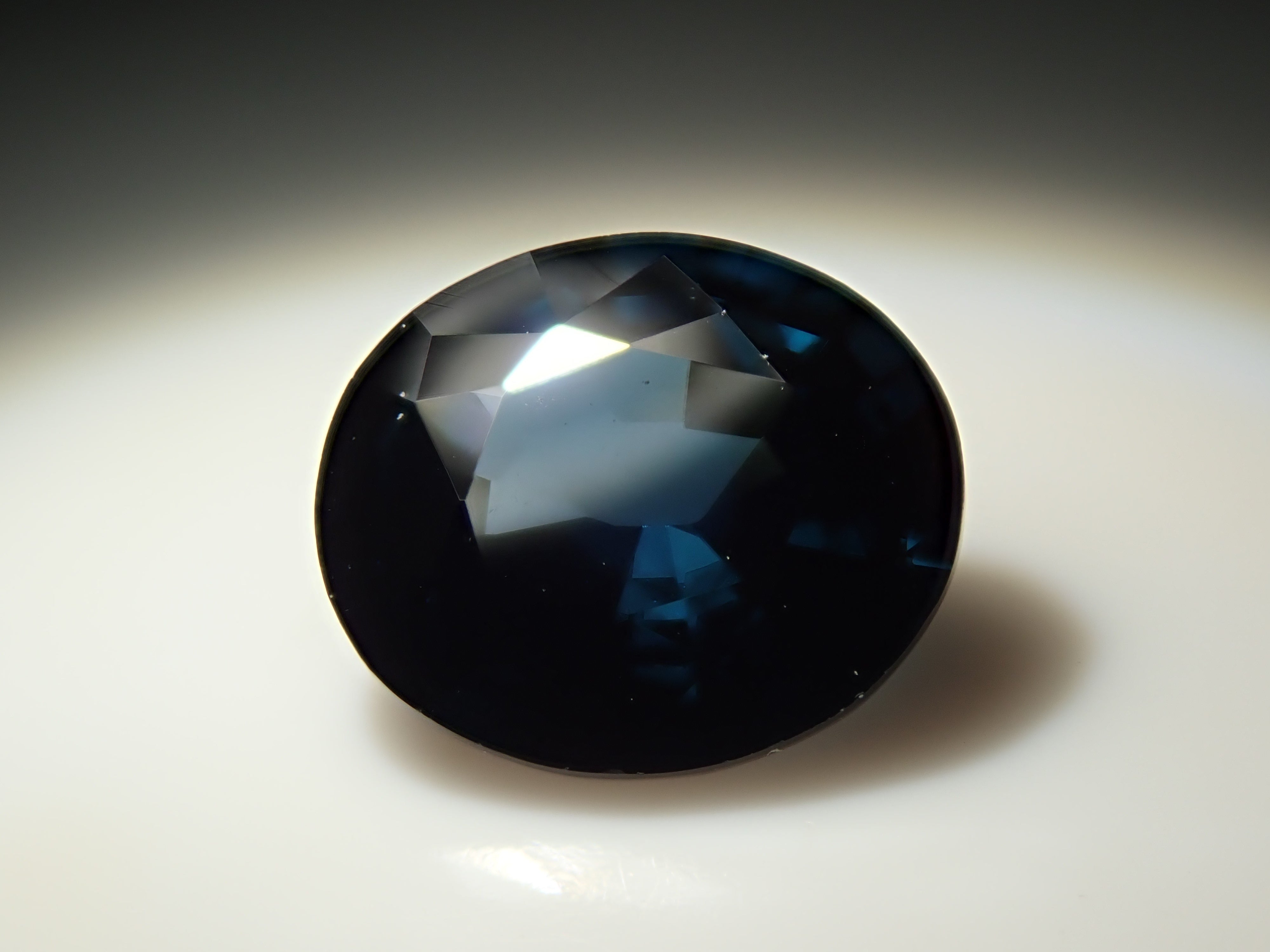 【1/6 22時販売】スリランカ産ブルースピネル 1.218ctルース 鑑別書