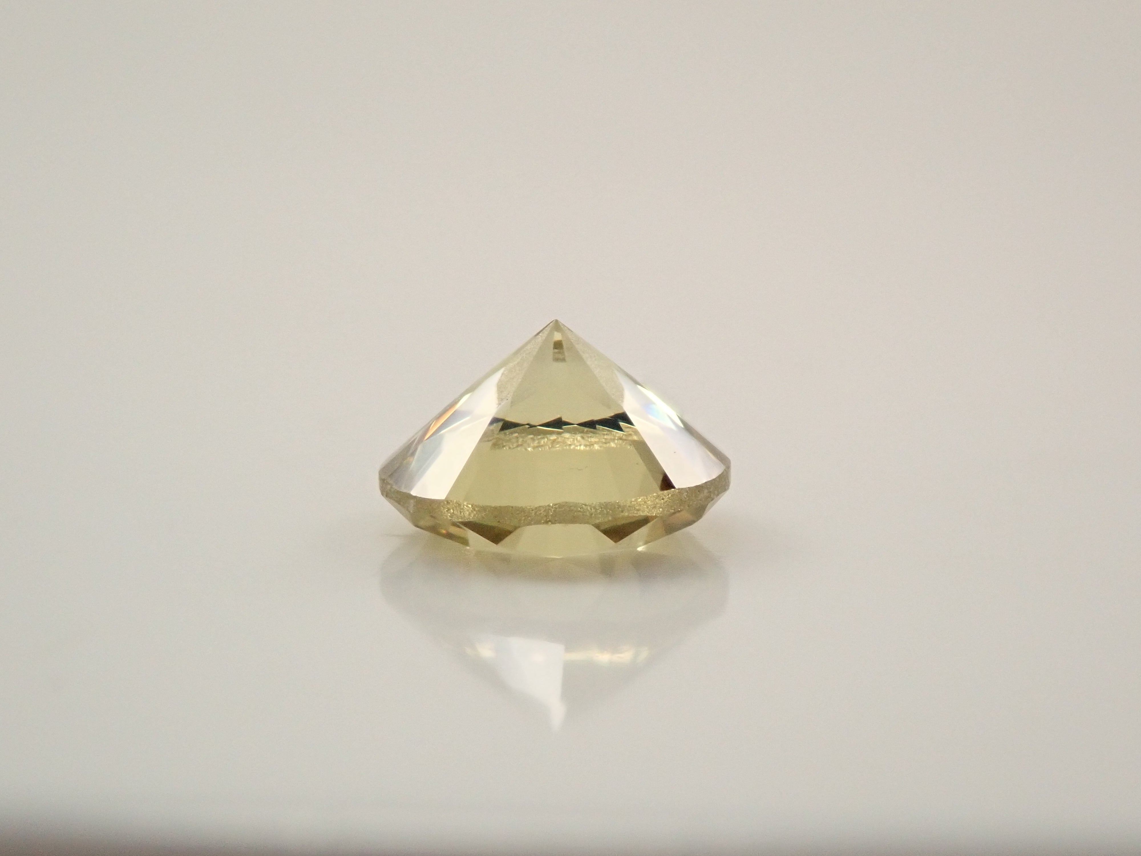 【さくらインカット】マリ共和国産マリガーネット(グロッシュラー/アンドラダイト・ガーネット) 6.0mm/0.920ctルース 鑑別書