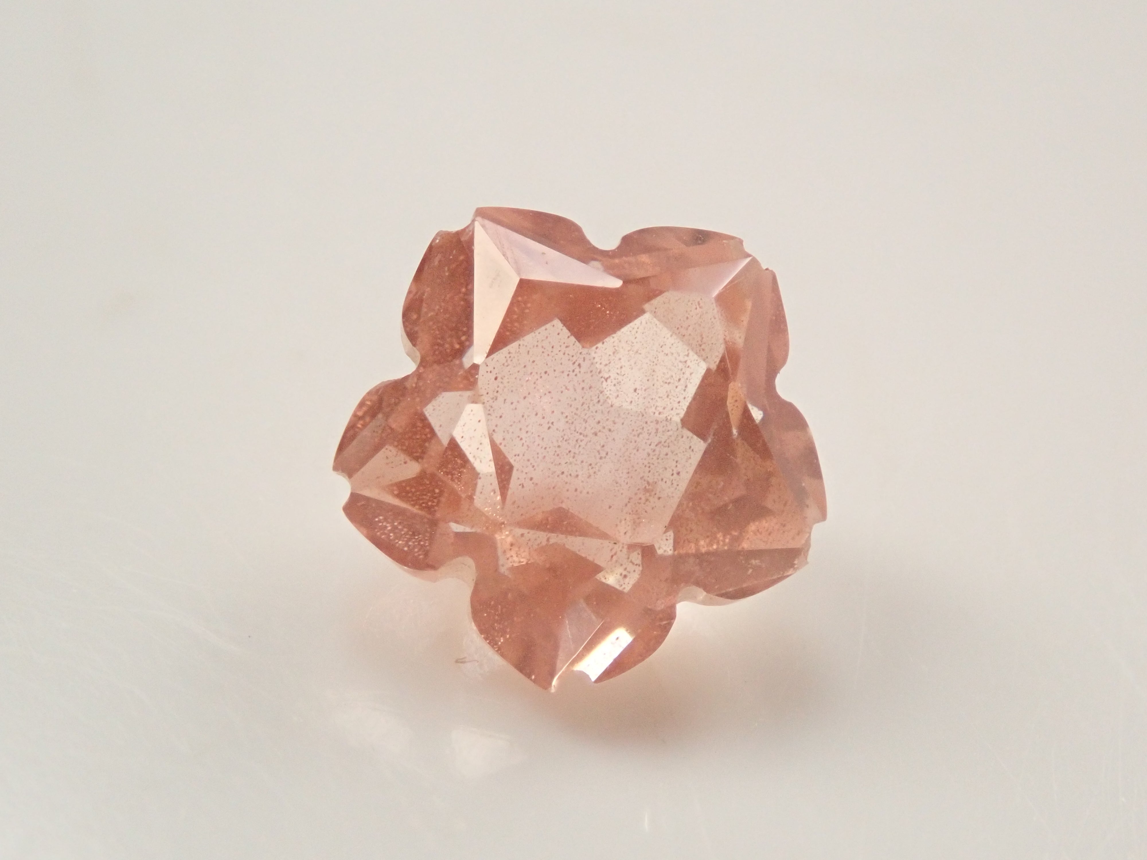 【2/8 22時販売】【さくらシェイプ】アメリカ産オレゴンサンストーン 1.224ctルース