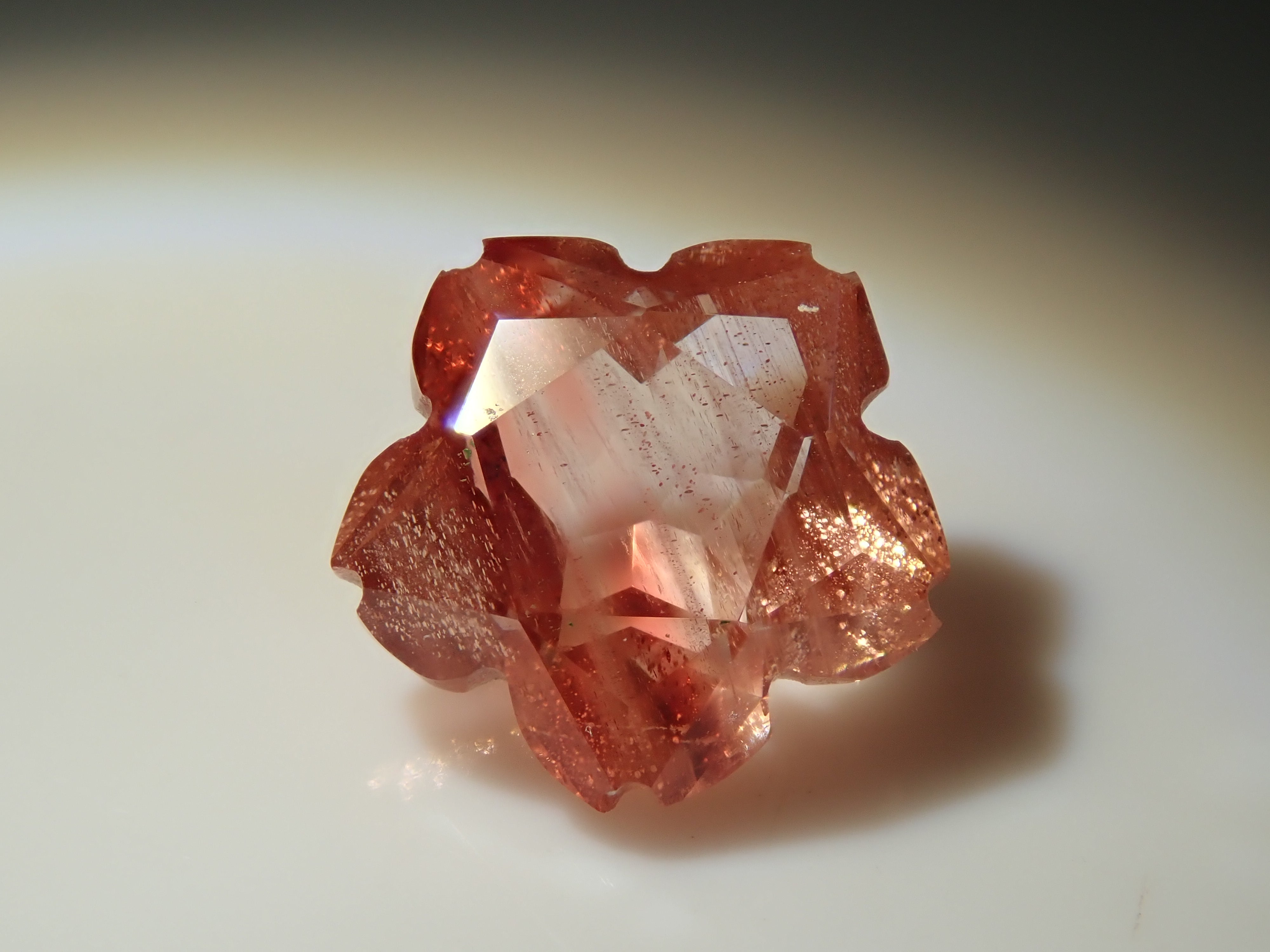 【さくらシェイプ】アメリカ産オレゴンサンストーン 1.201ctルース