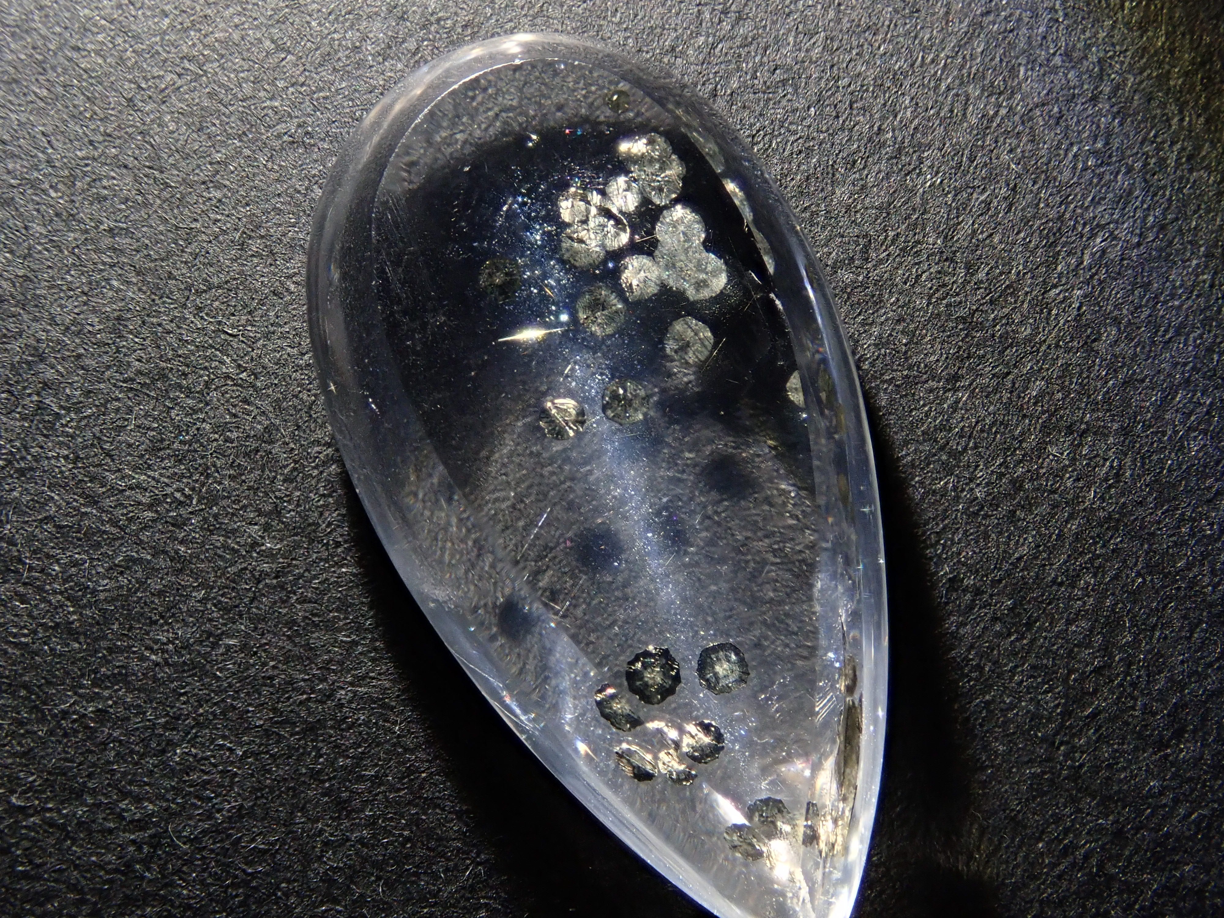 【12/30 22時販売】ブラジル産パイライトインクォーツ 9.477ctルース