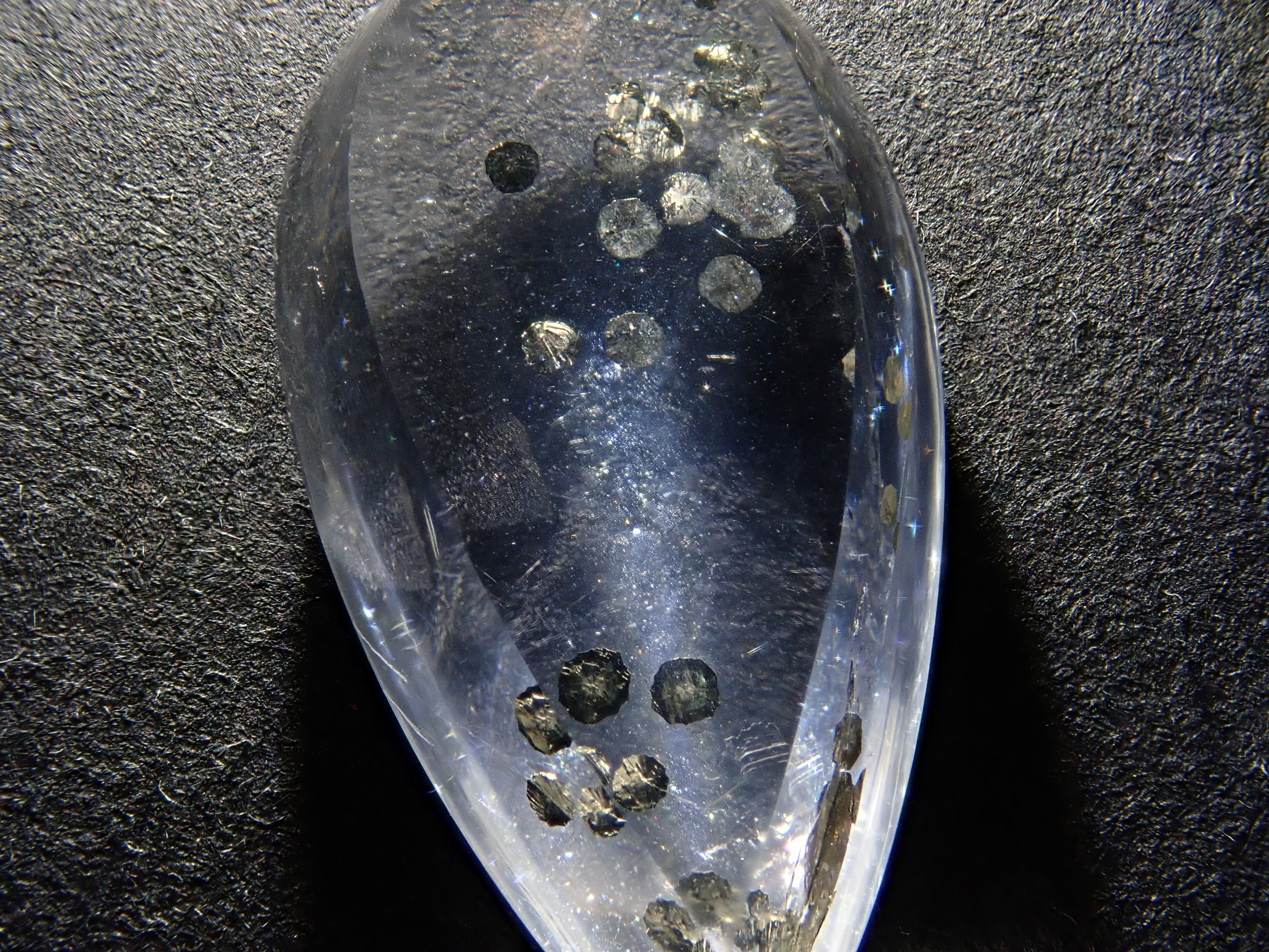 【12/30 22時販売】ブラジル産パイライトインクォーツ 9.477ctルース