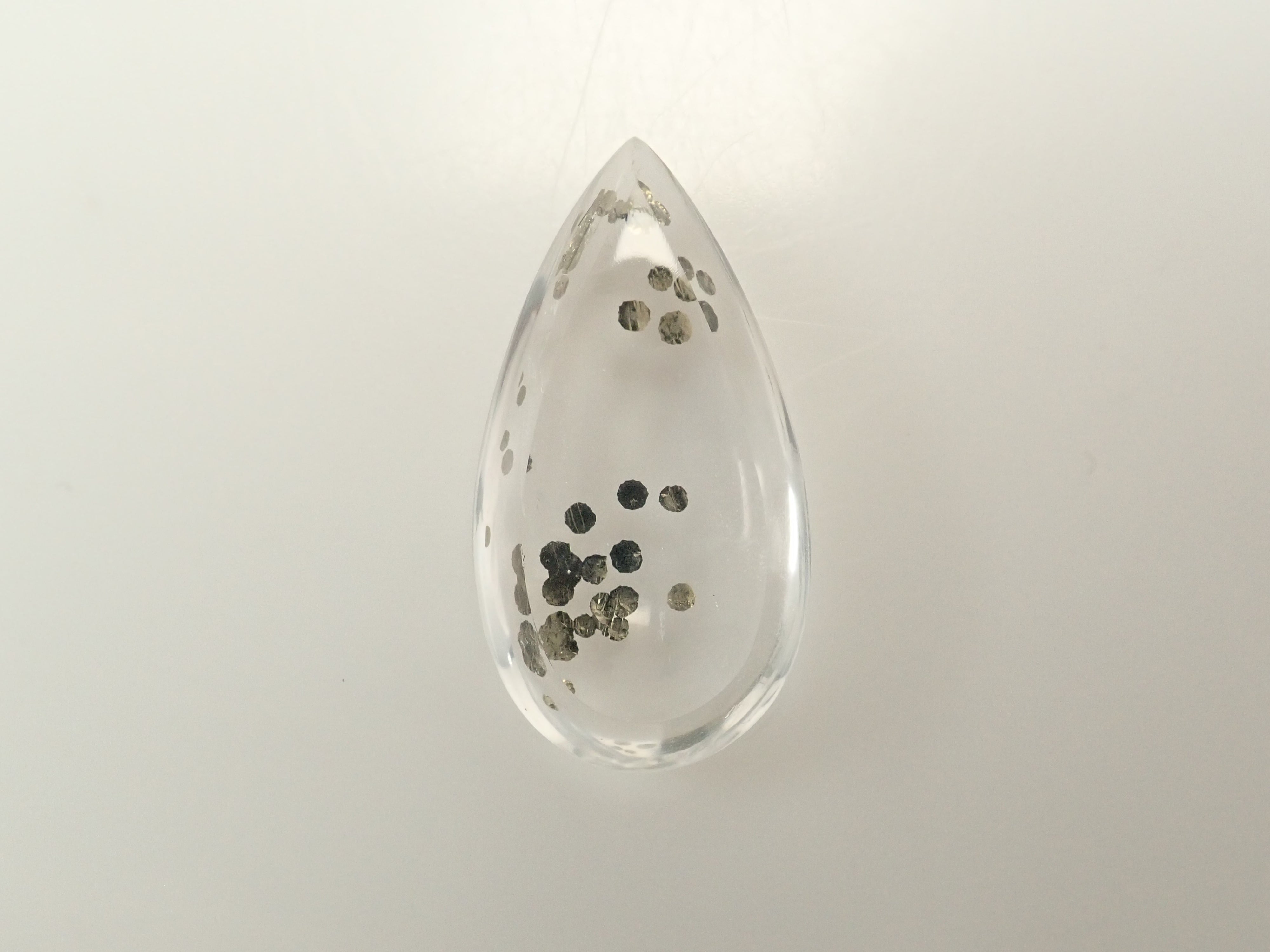 【12/30 22時販売】ブラジル産パイライトインクォーツ 9.477ctルース