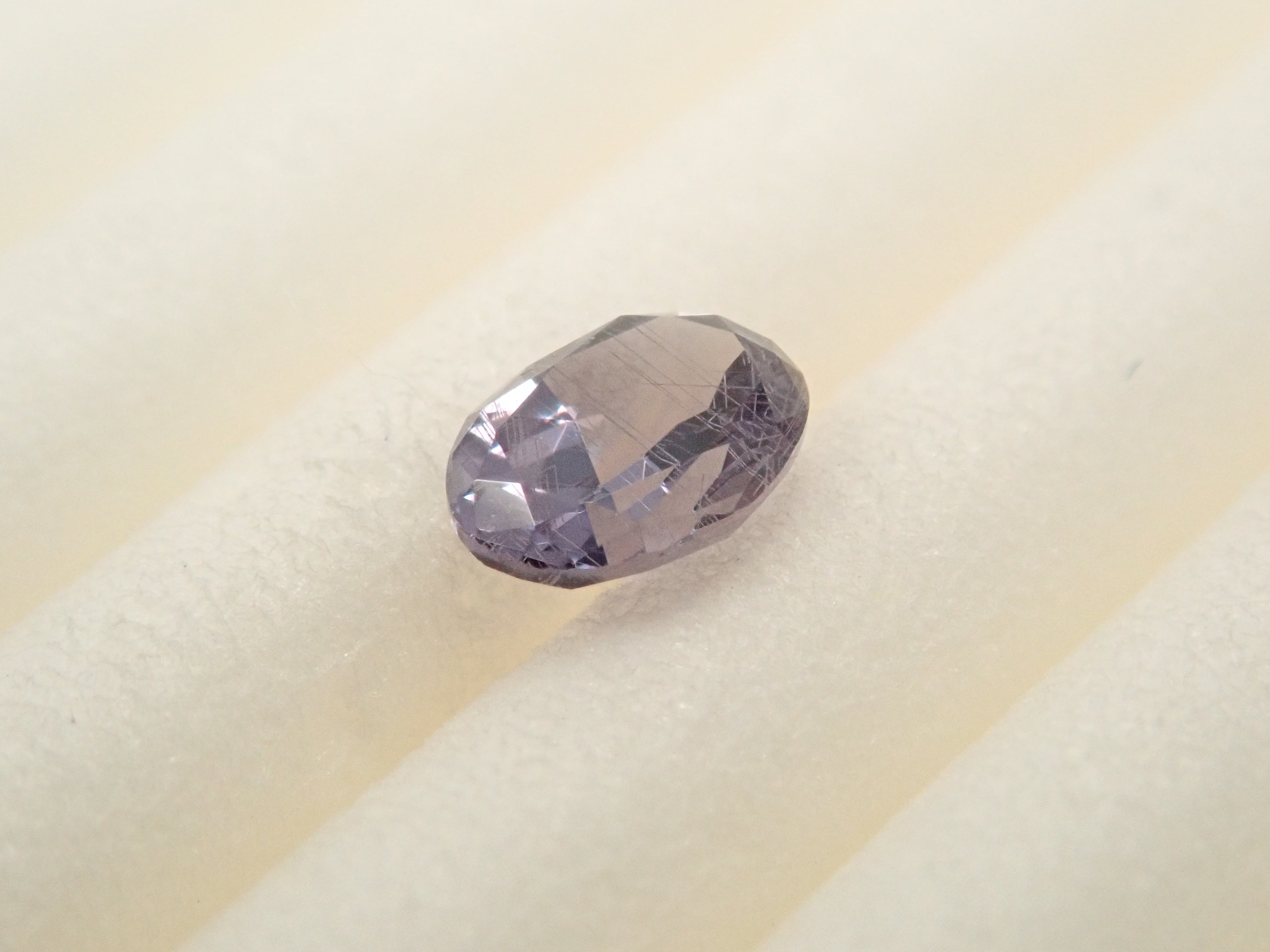 【1/1 22時販売】マダガスカル産ベキリーブルーガーネット(カラーチェンジガーネット) 0.221ctルース