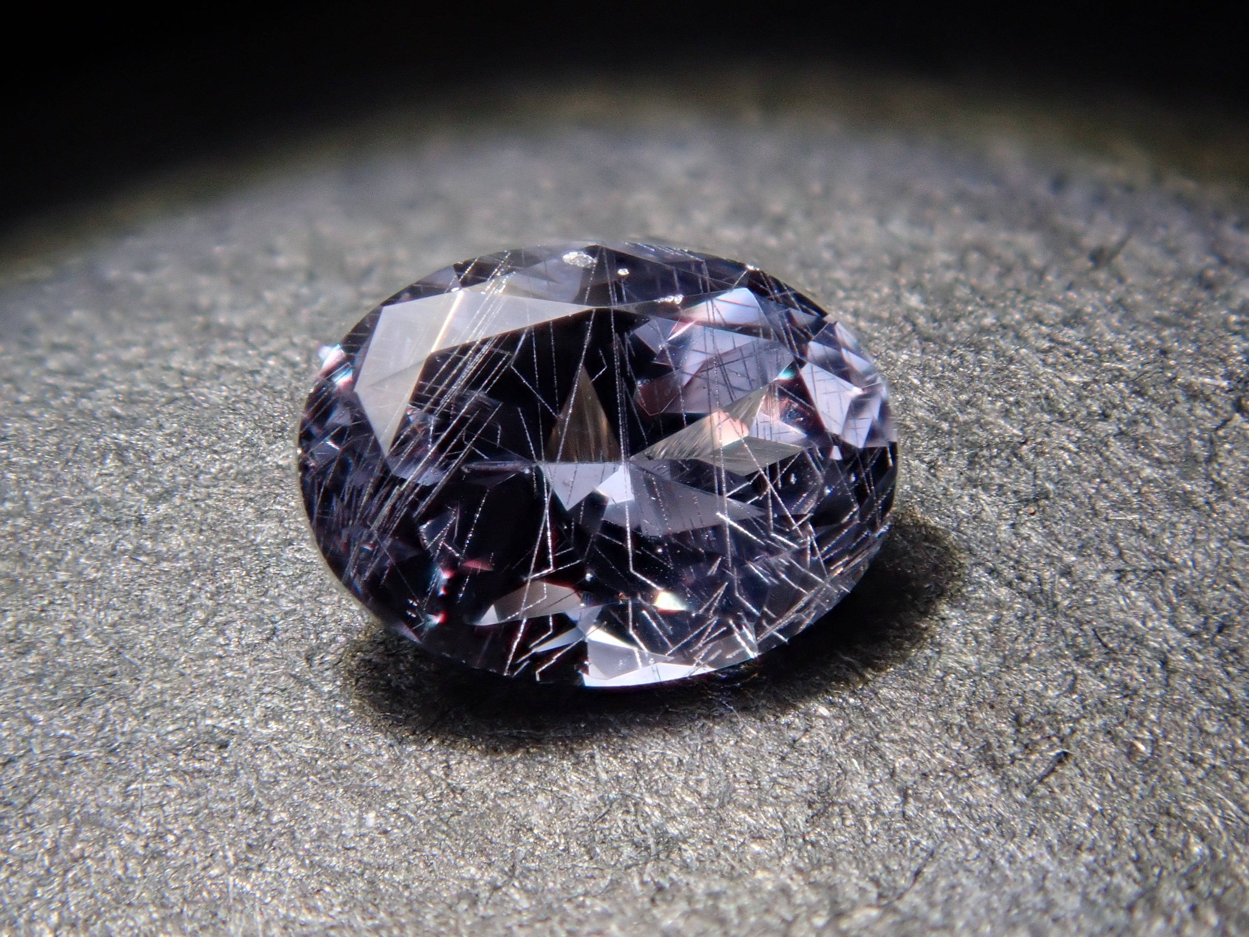 【1/1 22時販売】マダガスカル産ベキリーブルーガーネット(カラーチェンジガーネット) 0.221ctルース