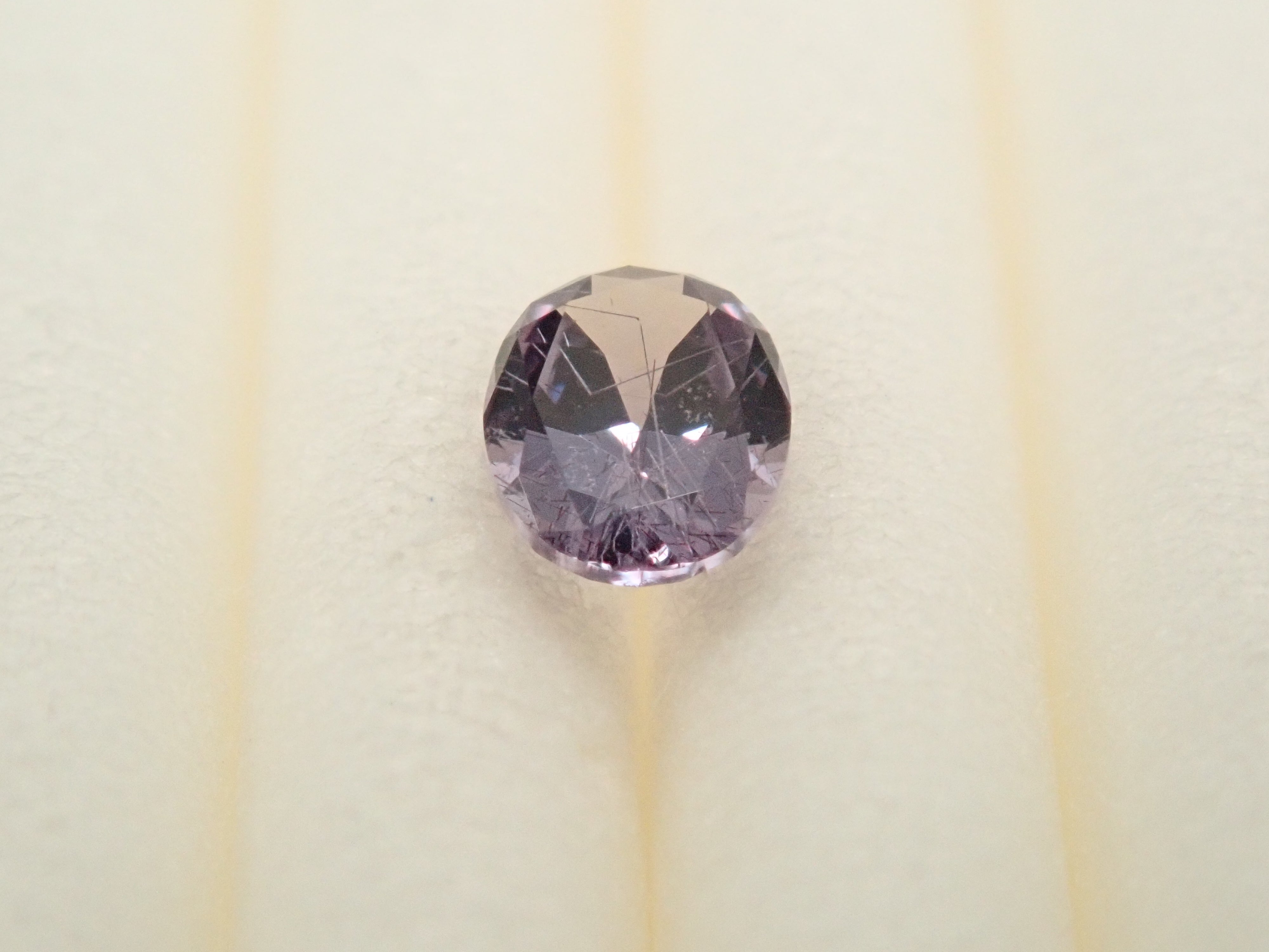 【1/1 22時販売】マダガスカル産ベキリーブルーガーネット(カラーチェンジガーネット) 0.189ctルース