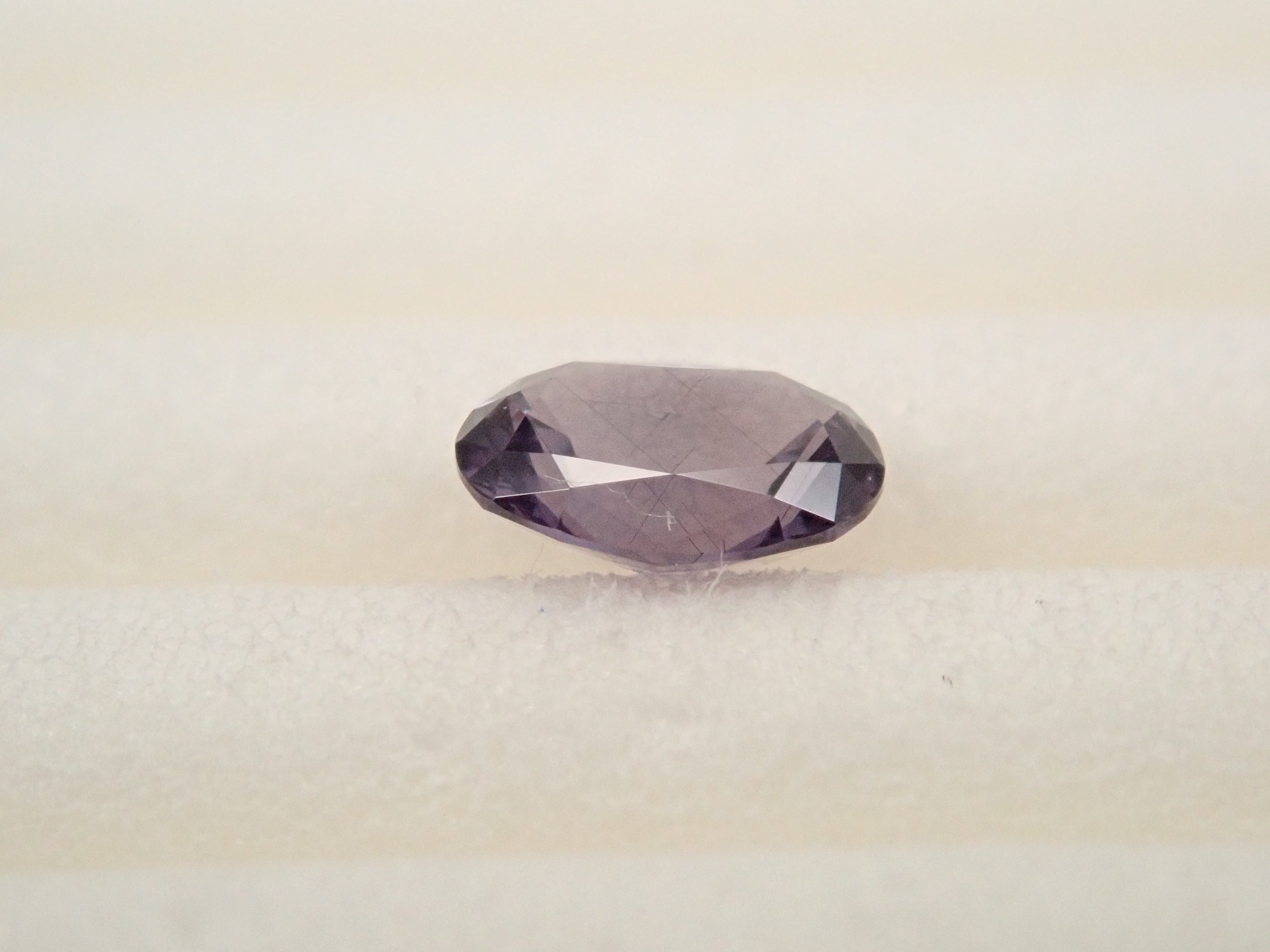 【1/1 22時販売】マダガスカル産ベキリーブルーガーネット(カラーチェンジガーネット) 0.183ctルース