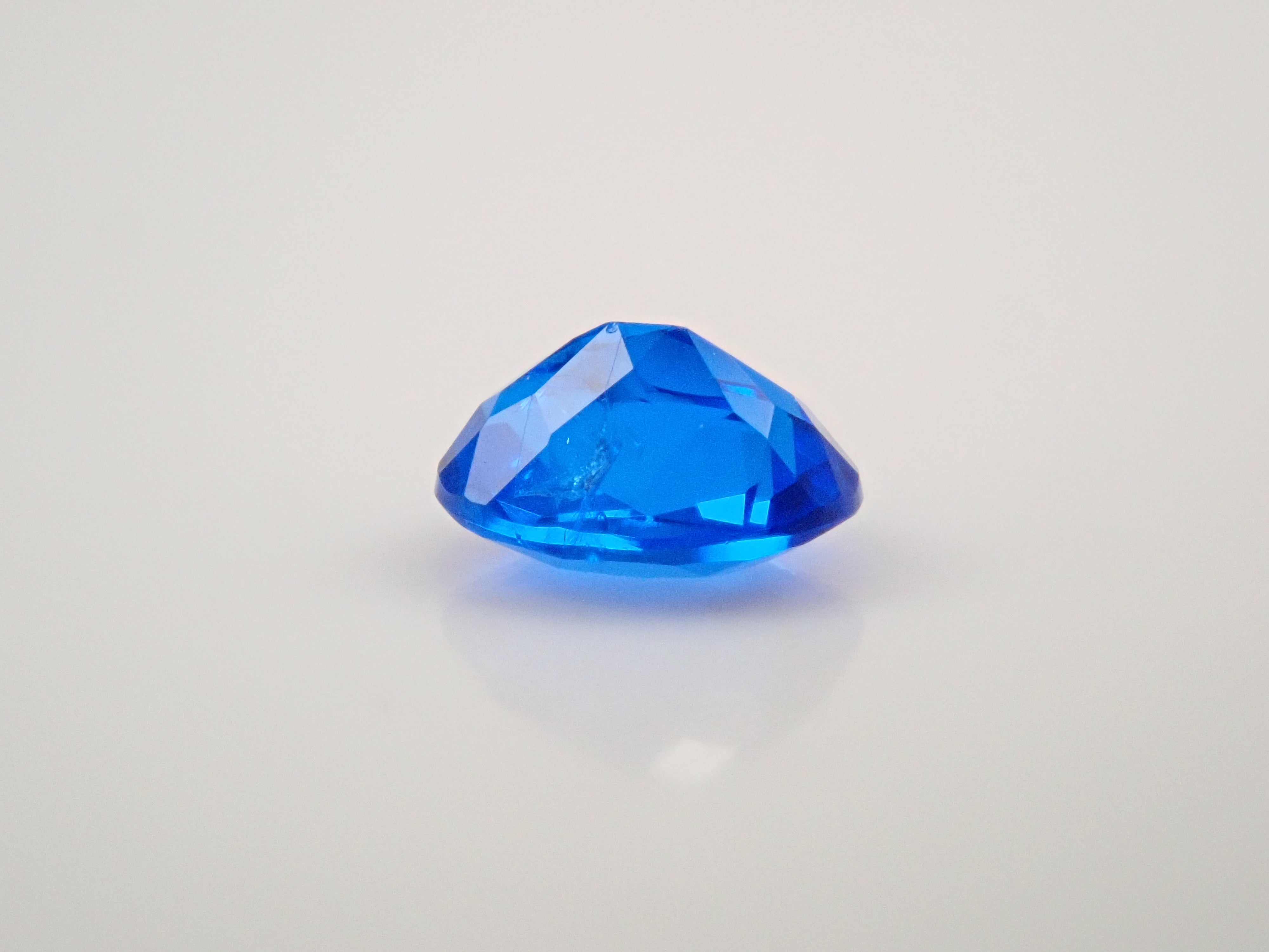 【1/9 22時販売】ドイツ産アウイナイト 0.083ctルース