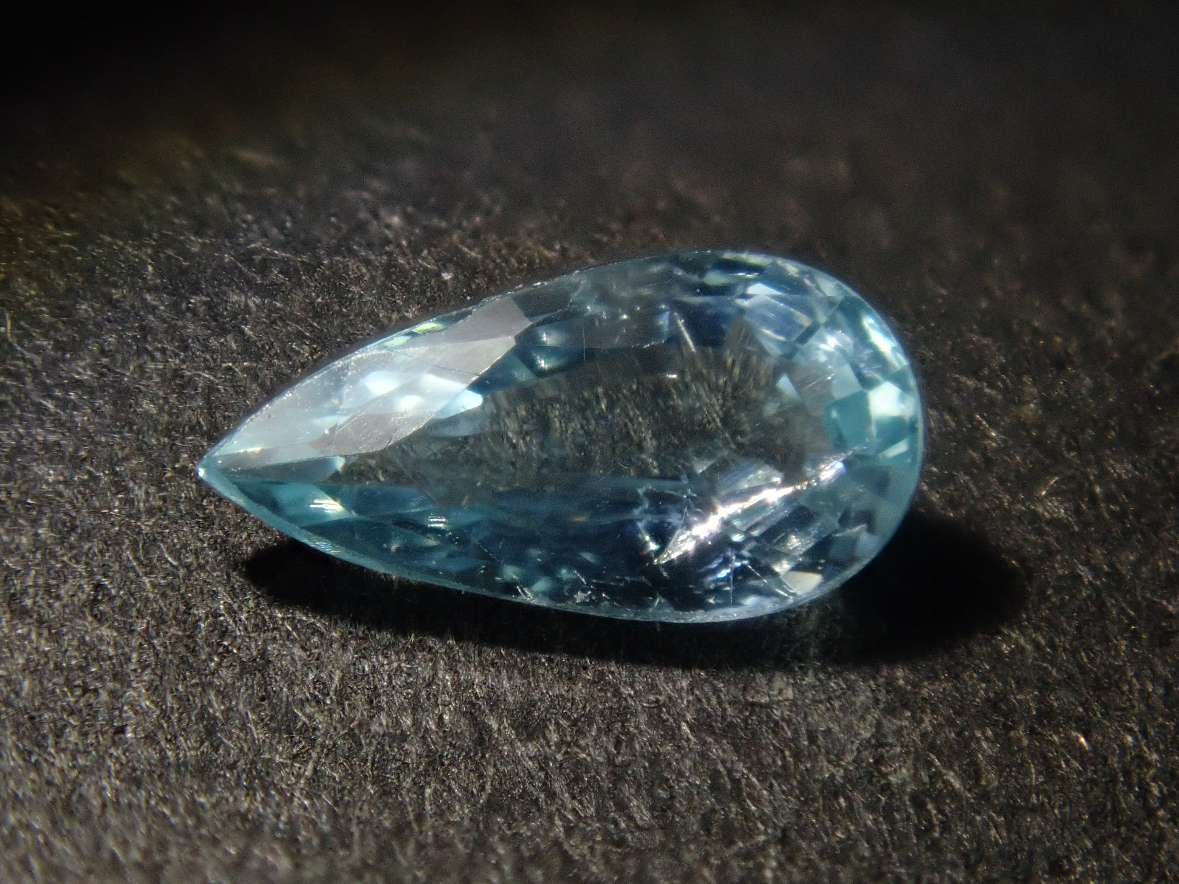 ブルー石ガチャ💎(ブラジル産パライバトルマリン・モザンビーク産パライバトルマリン・ドイツ産アウイナイト・ベニトアイト)《複数購入割引有》