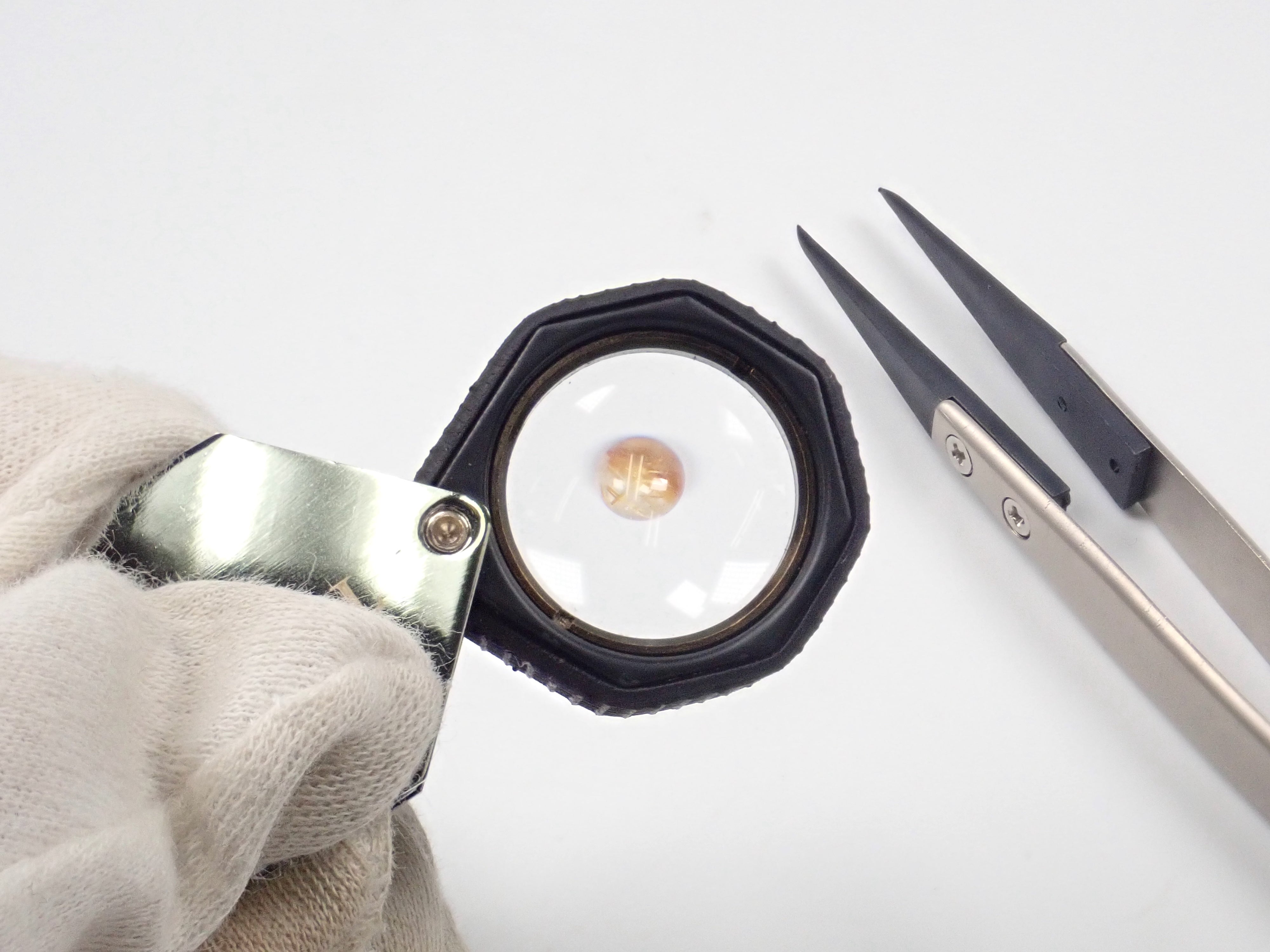 【宝石商の道具】ルーペ(倍率10倍)・ピンセット・ルース2石の4点セット