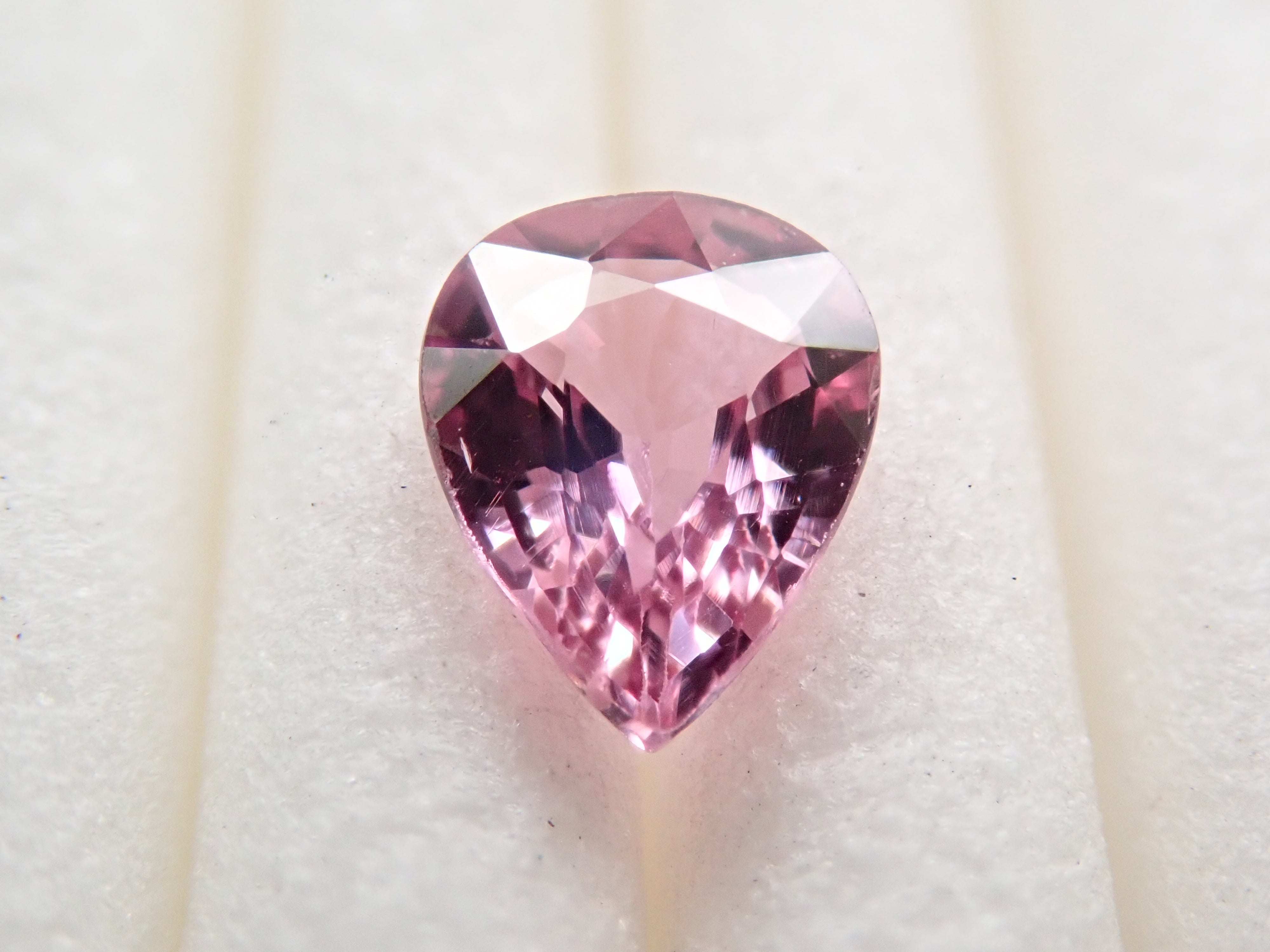 【12548254掲載】パパラチアサファイア 0.474ctルース