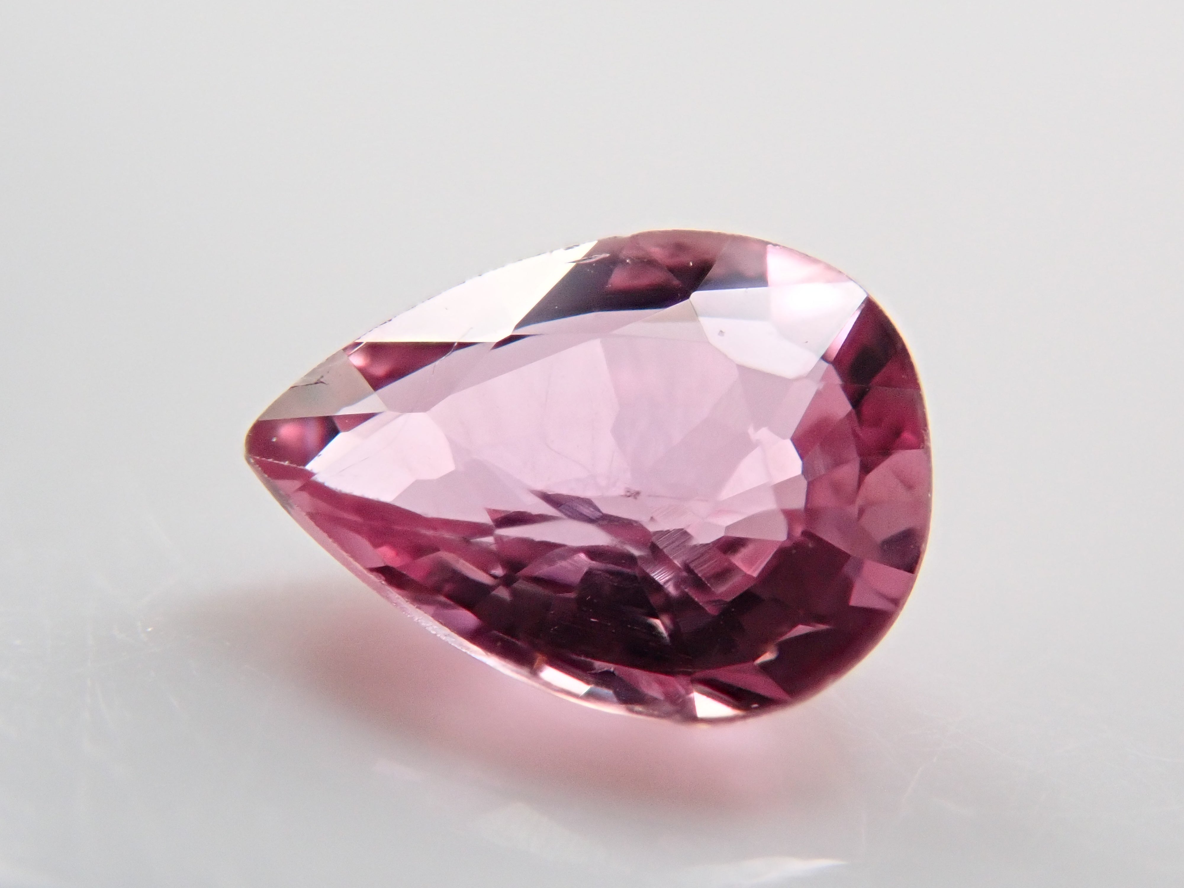 【12548254掲載】パパラチアサファイア 0.474ctルース