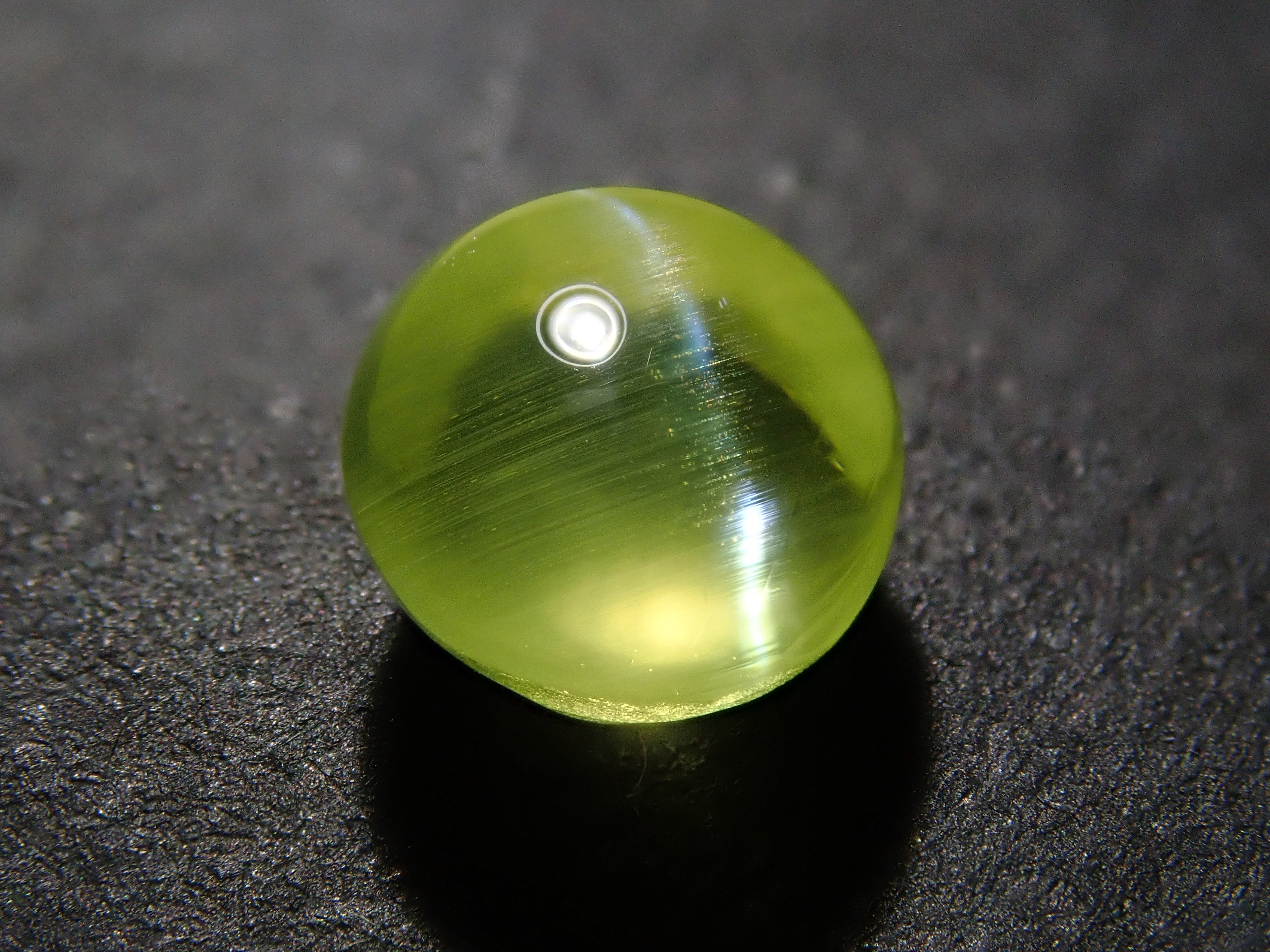 【1/9 22時販売】インド産パロットクリソベリルキャッツアイ 1.225ctルース