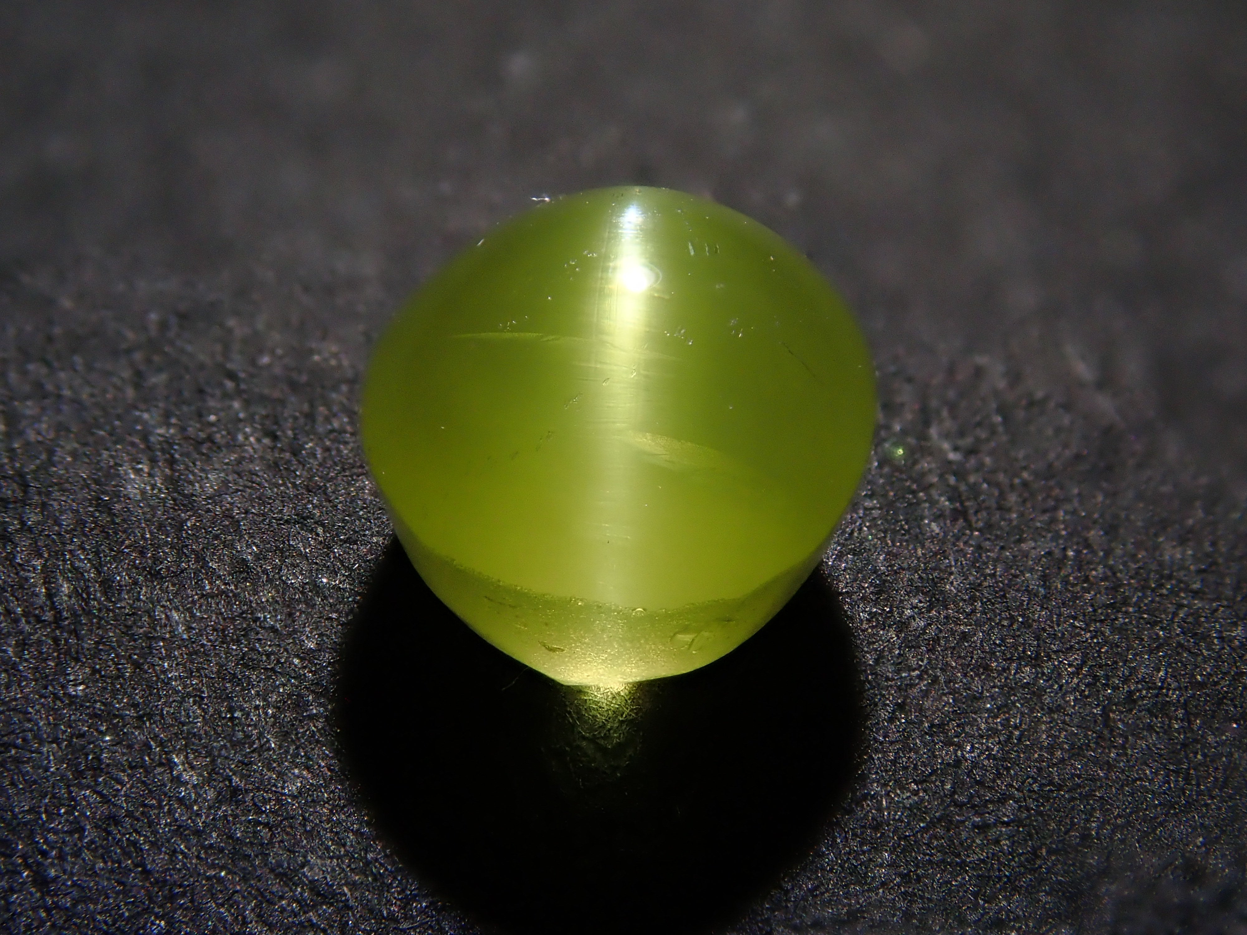 【1/1 22時販売】インド産パロットクリソベリルキャッツアイ 5.0mm/1.099ctルース