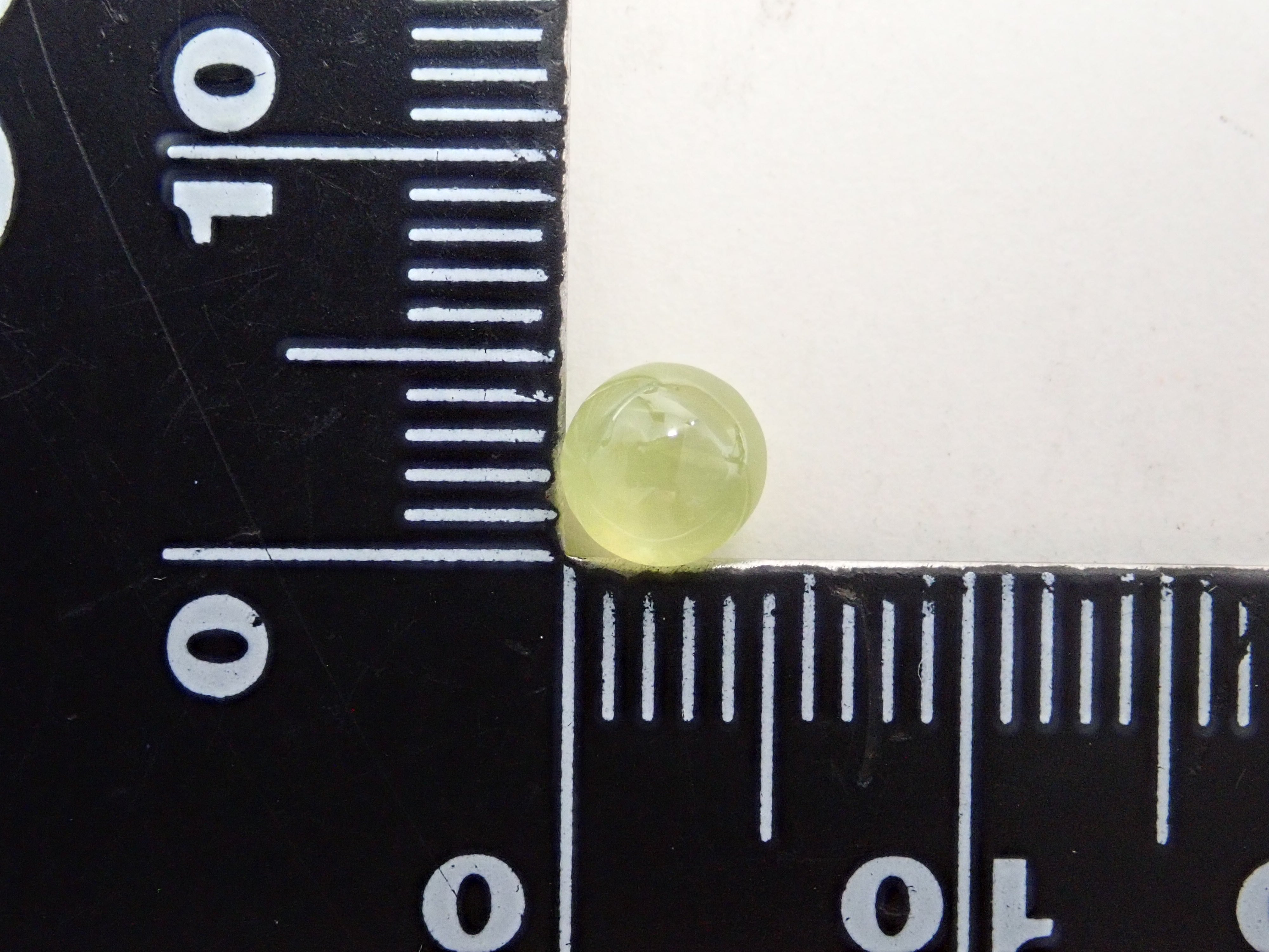 【1/1 22時販売】インド産パロットクリソベリルキャッツアイ 5.0mm/1.099ctルース