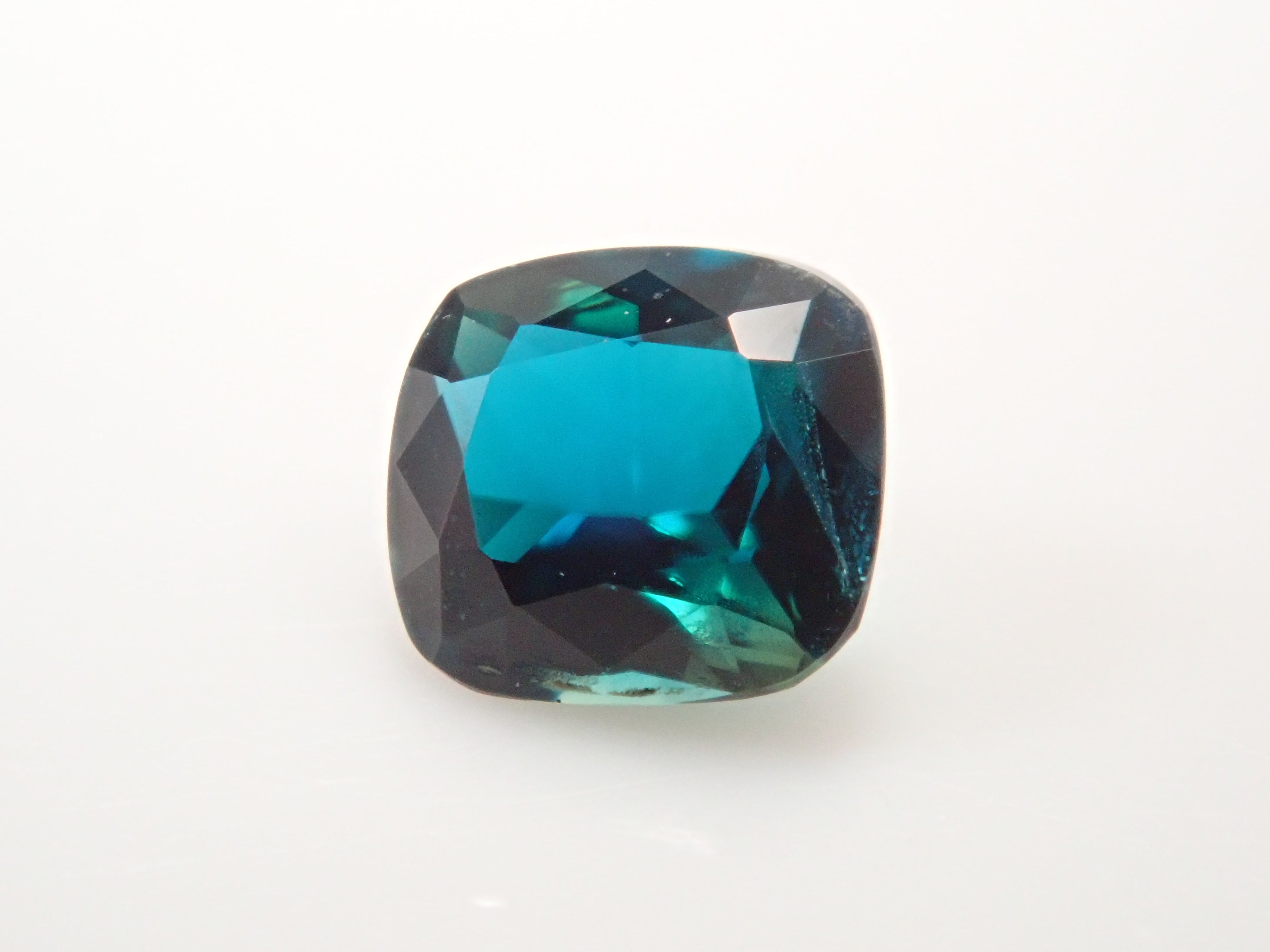 【12/29 22時販売】パキスタン産ラズライト(天藍石) 0.171ctルース