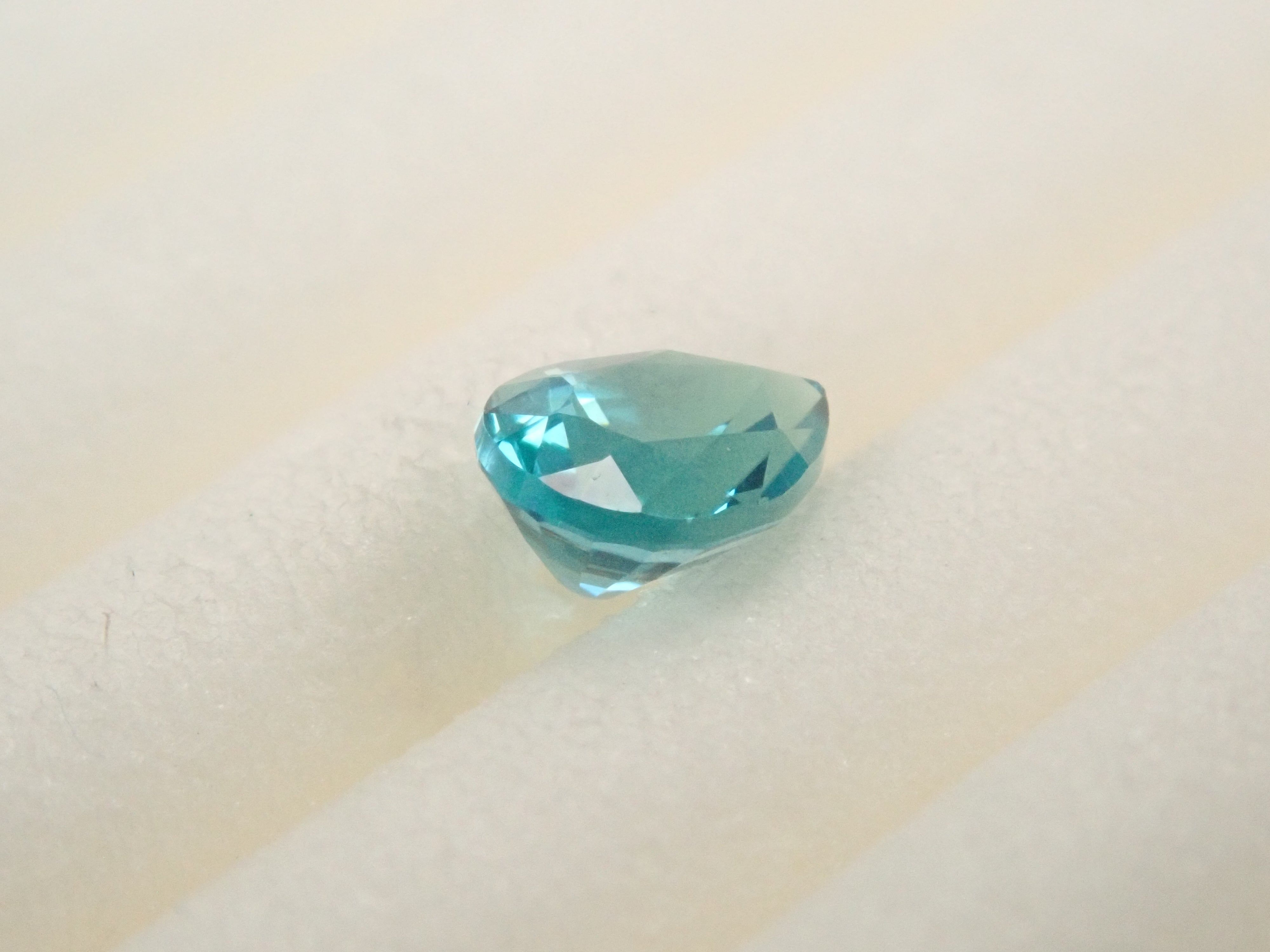 【12/29 22時販売】マダガスカル産グランディディエライト 0.167ctルース