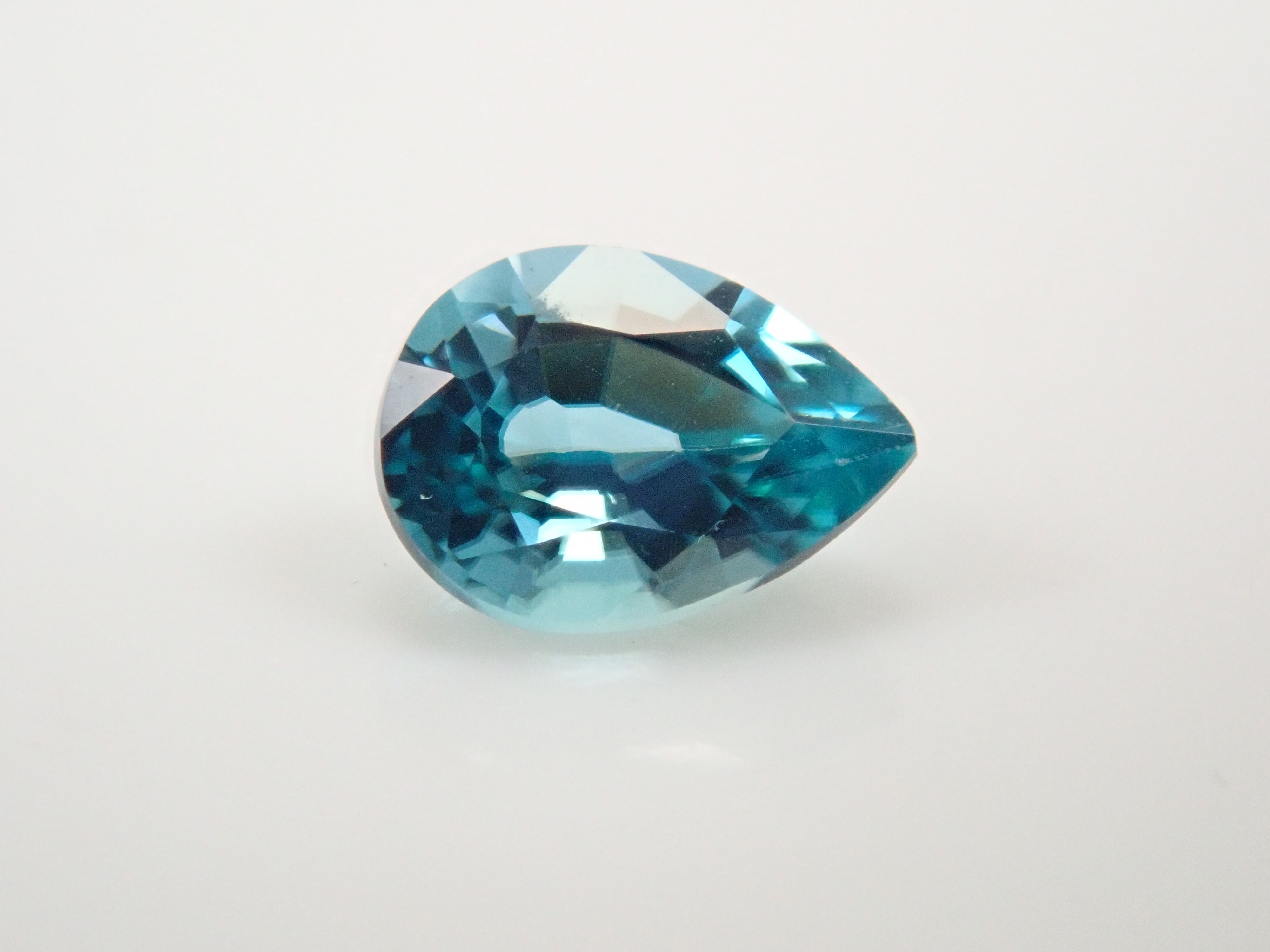 【12/29 22時販売】マダガスカル産グランディディエライト 0.167ctルース