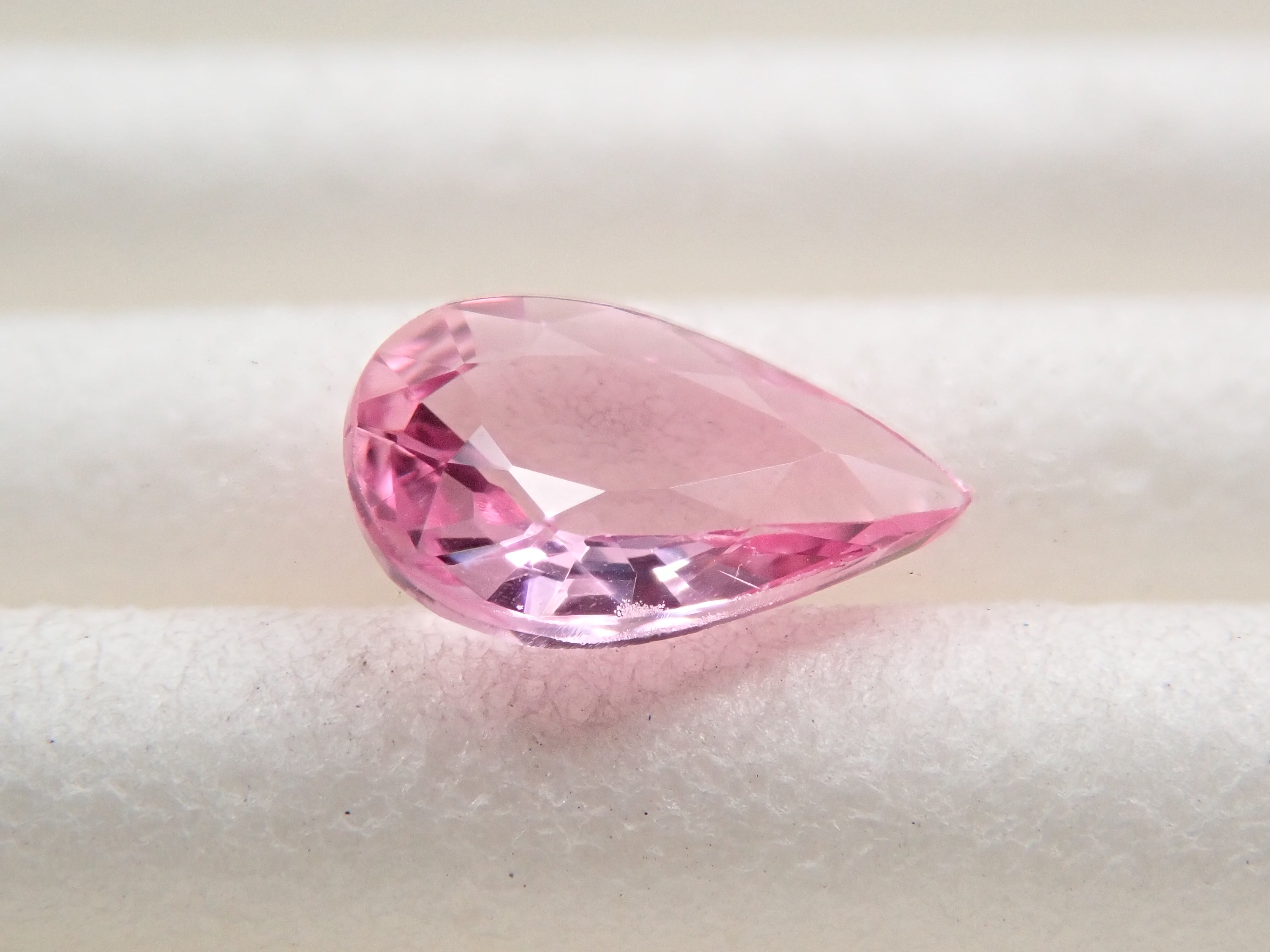 【12548259掲載】パパラチアサファイア 0.524ctルース