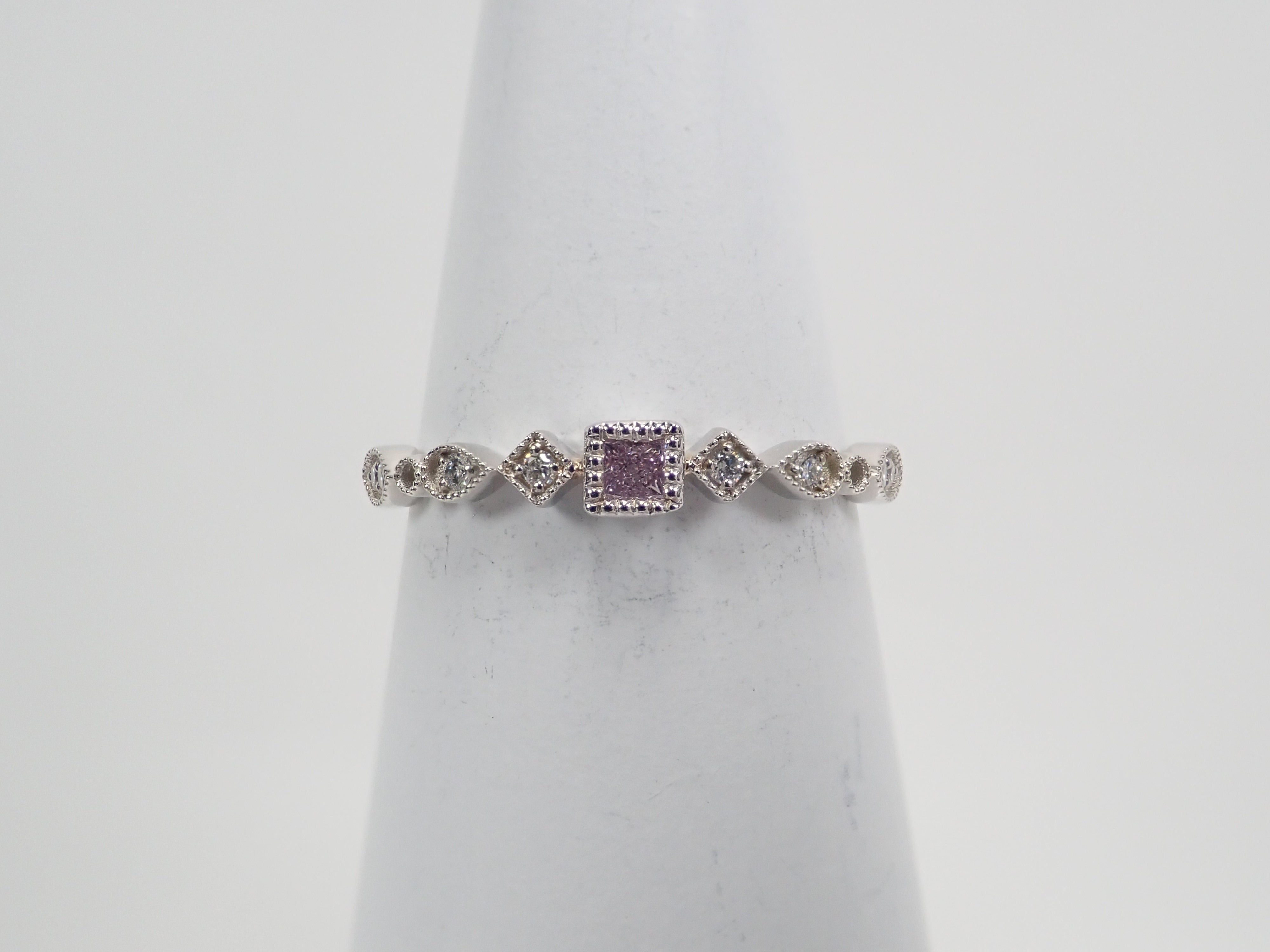 Pt950ピンクダイヤモンド0.047ct リング