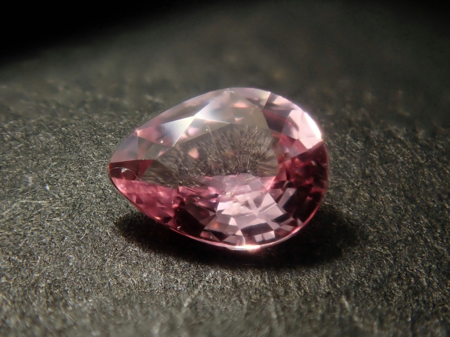 【3/6 22時販売】《限定9石》パパラチアサファイアガチャ(さらに、プリンセスカットのサファイア付き)《複数購入割引有》