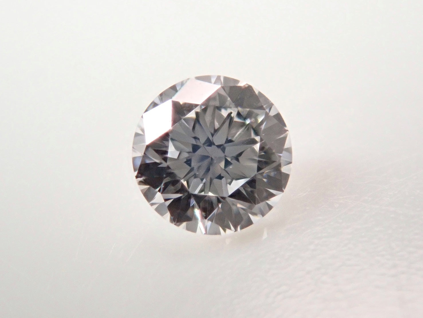 【5/30 22時販売】ダイヤモンド 3.2mm/0.124ctルース(D, VS-2, VeryGood)