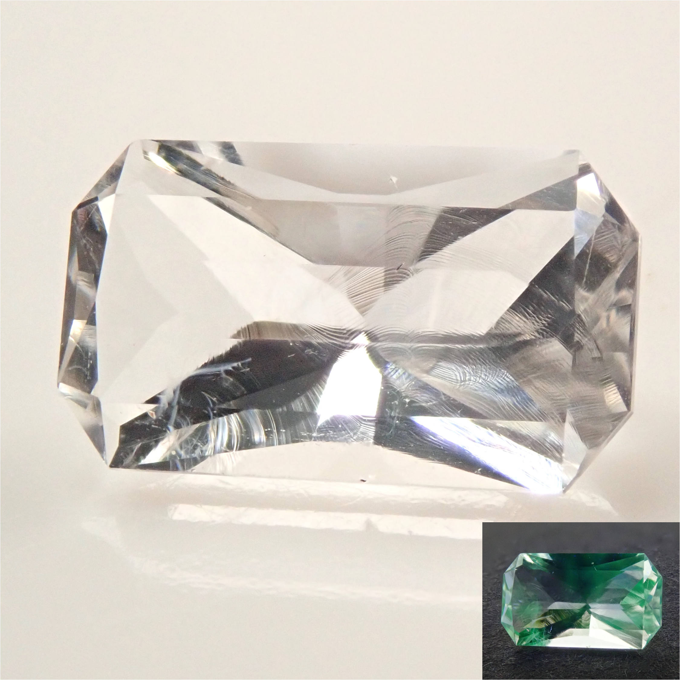 メキシコ産ハイアライトオパール 0.743ctルース