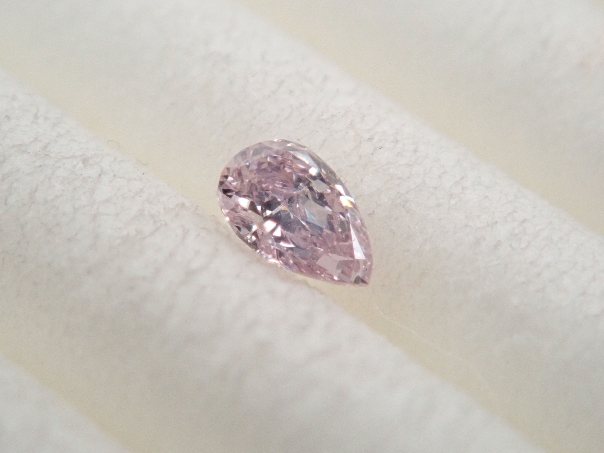 ピンクダイヤモンド 0.059ctルース(FANCY LIGHT PURPLISH PINK, SI1) - KARATZ STORE|カラッツSTORE
