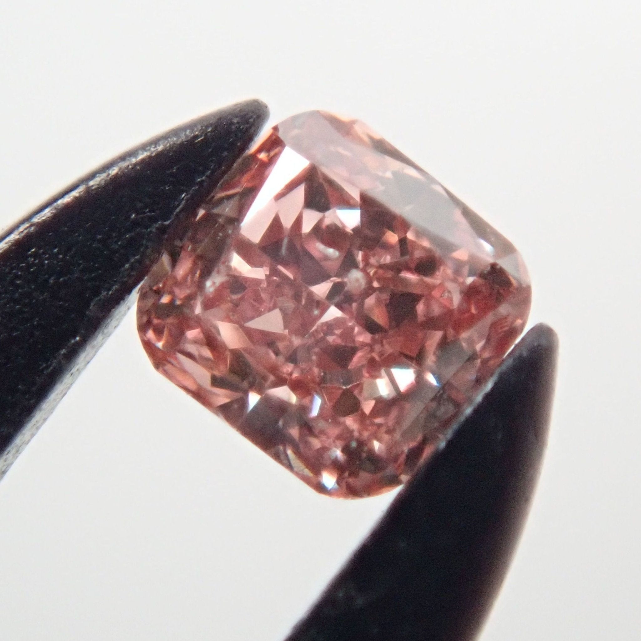 Pink diamond 0.064ct loose (FANCY DEEP ORANGY PINK, SI1)