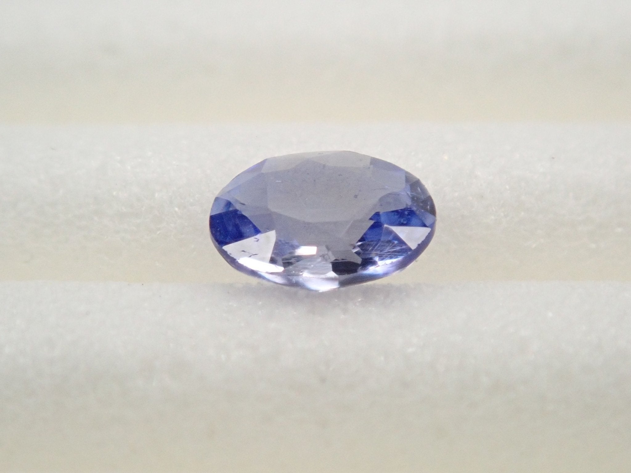 デュモルチェライト 0.15ctルース(単結晶) - KARATZ STORE|カラッツSTORE