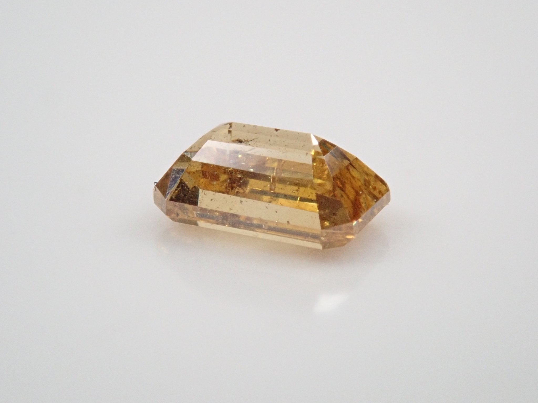 イエローダイヤモンド 0.206ctルース(FANCY DEEP ORANGY YELLOW, SI2) - KARATZ STORE|カラッツSTORE