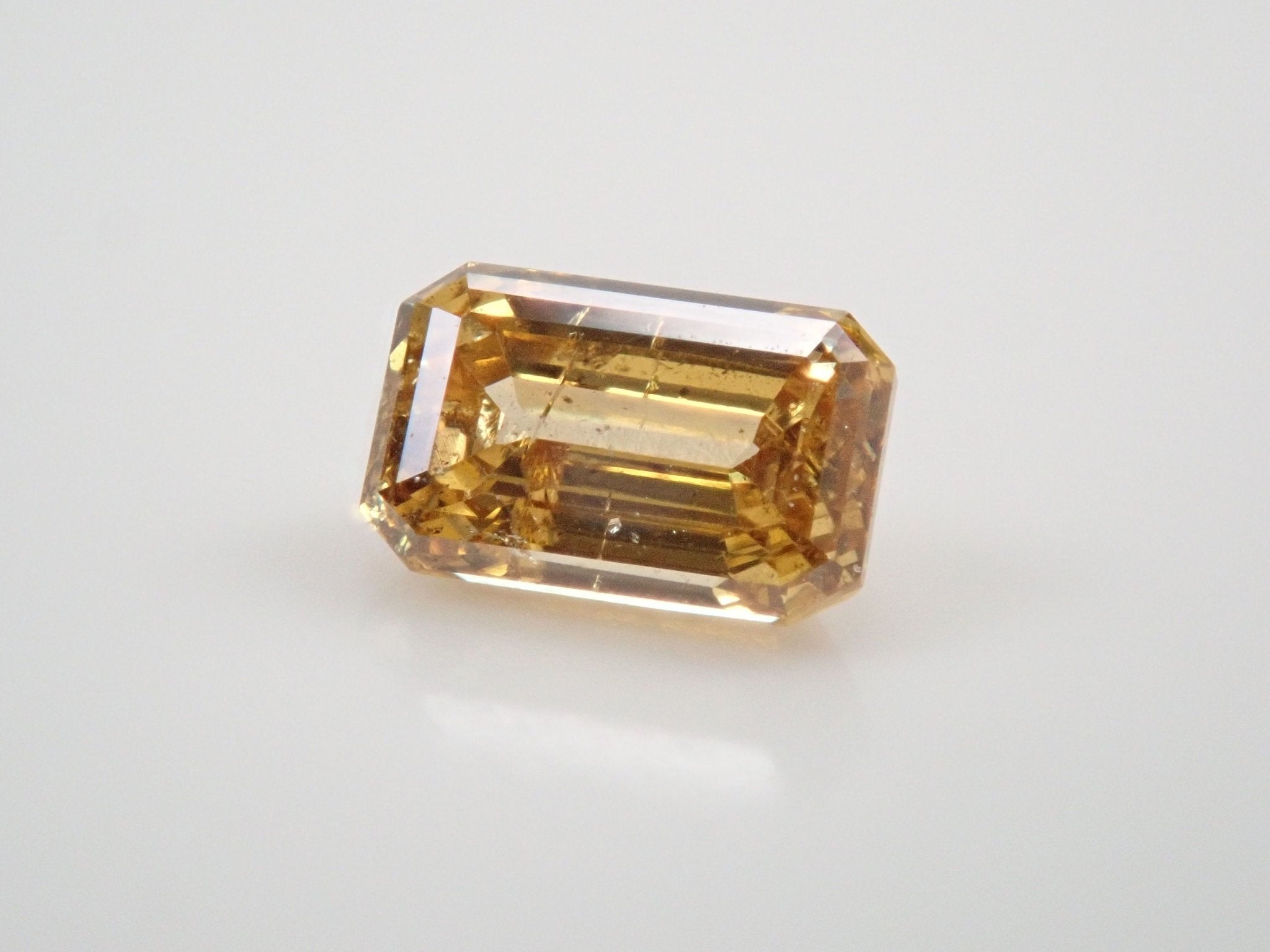 イエローダイヤモンド 0.206ctルース(FANCY DEEP ORANGY YELLOW, SI2) - KARATZ STORE|カラッツSTORE