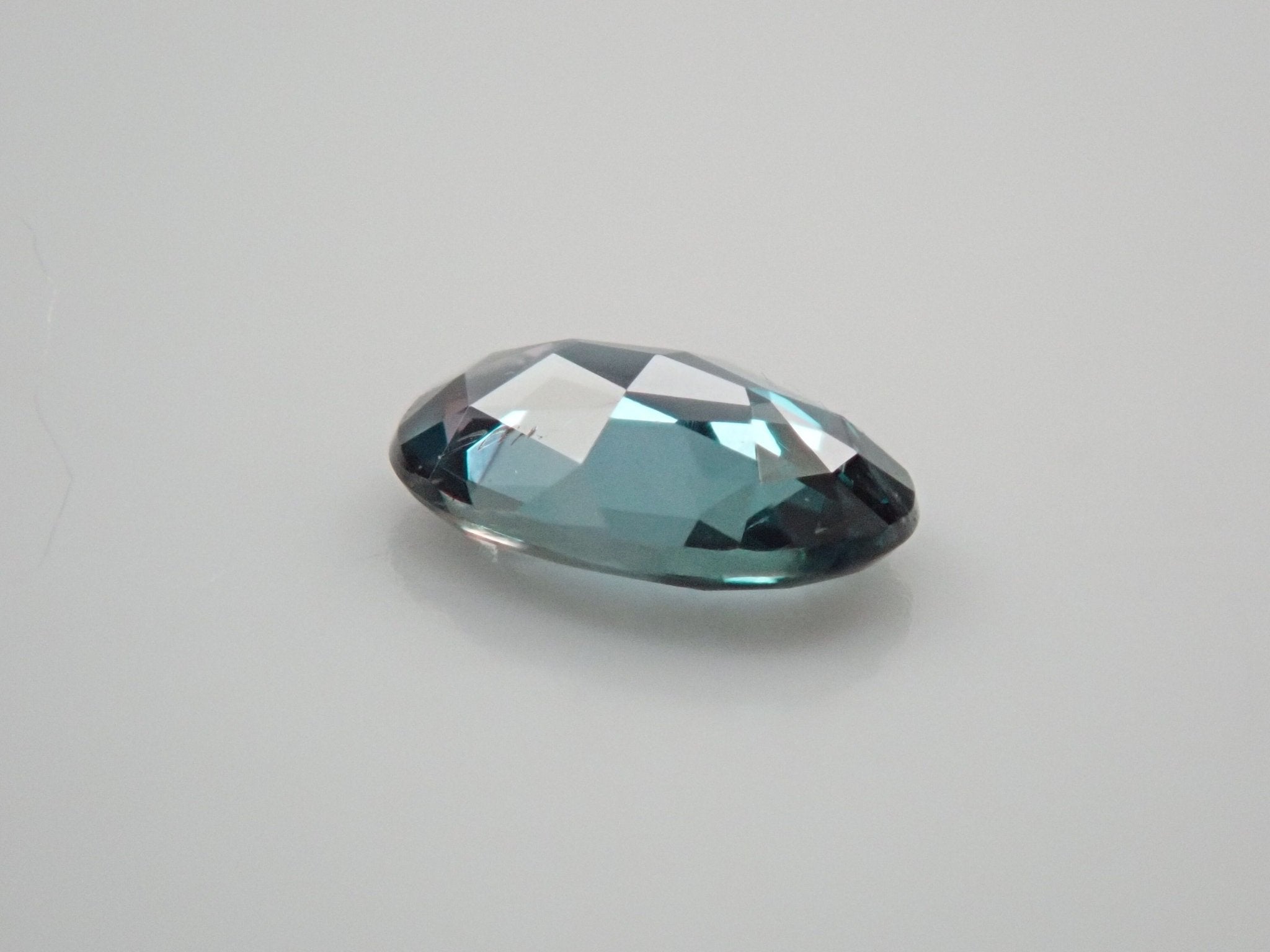 ブラジル産アレキサンドライト 0.24ctルースペア(0.12ct/0.12ct) - KARATZ STORE|カラッツSTORE