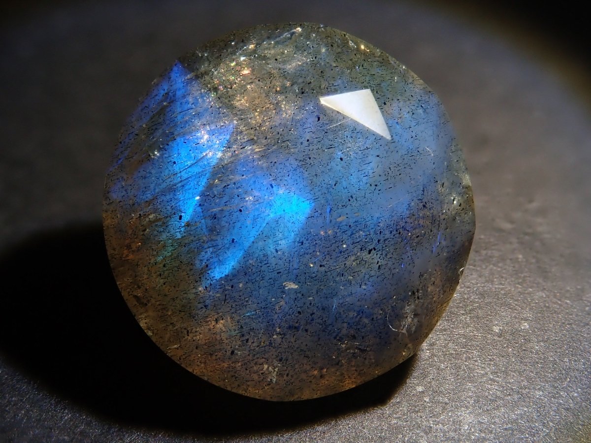 【カメリアカット】カナダ産ラブラドライト(通称名:ブルームーンストーン) 14mm/9.947ct《コラボ》ルース - カラッツSTORE