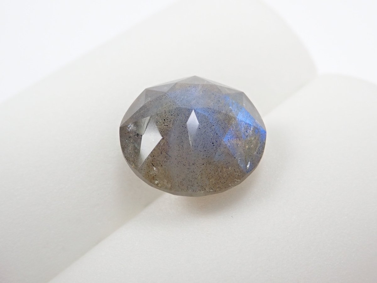【カメリアカット】カナダ産ラブラドライト(通称名:ブルームーンストーン) 14mm/9.947ct《コラボ》ルース - カラッツSTORE