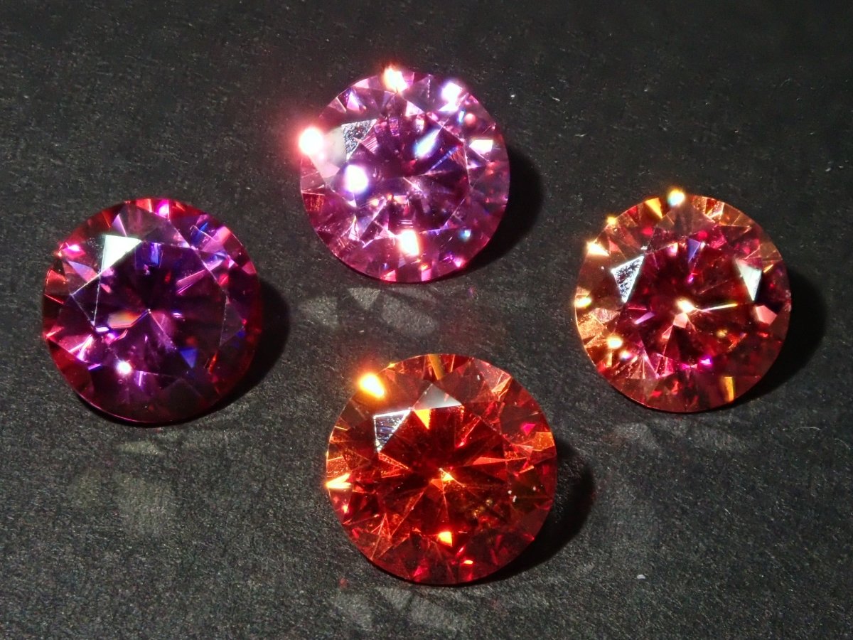 《17色》宝石ガチャガチャ💎新作モアッサナイト6.5mm(H&C ハート&キューピッド)💎《複数購入割引有》 - カラッツSTORE