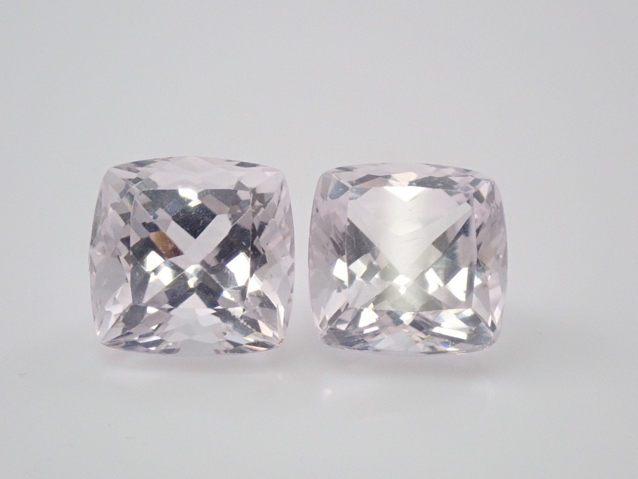 クンツァイト 2石セット19.380ct - KARATZ STORE|カラッツSTORE