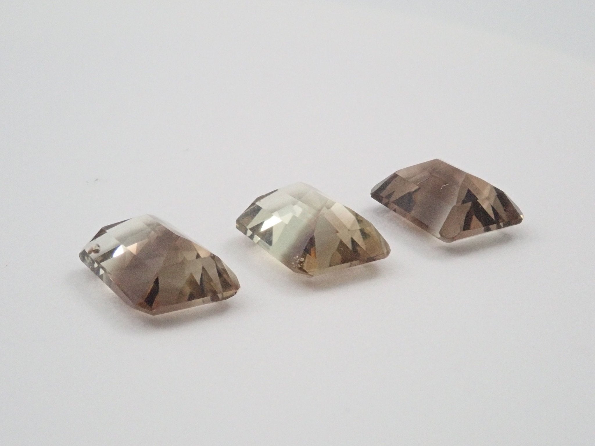 バイカラースモーキークォーツ3石セット 6.154ct - KARATZ STORE|カラッツSTORE