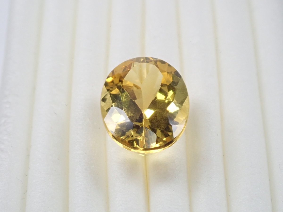 【5/20 22時販売】イエローベリル 5.350ctルース - カラッツSTORE