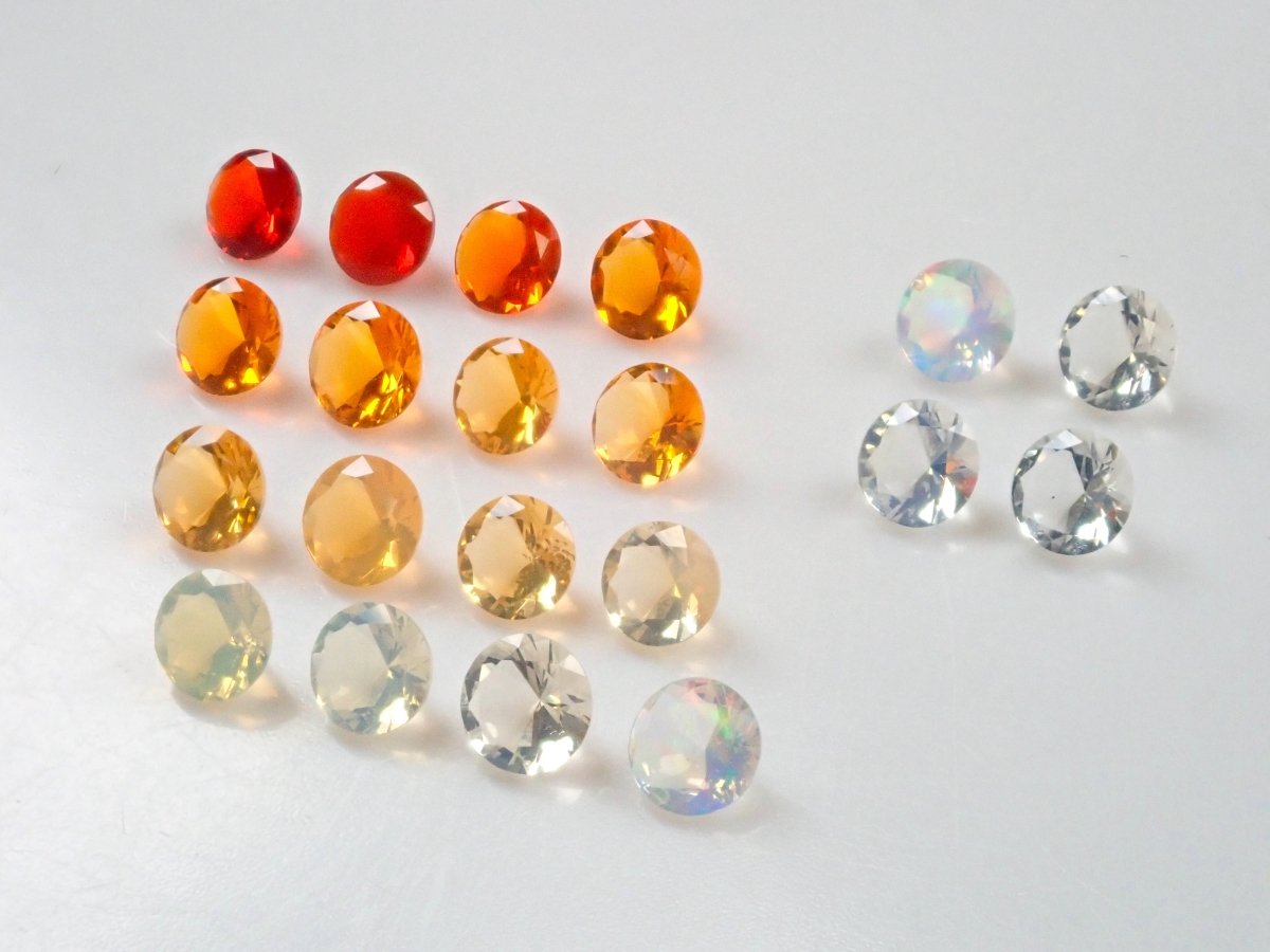 【5/21 22時販売】【KEN氏】 メキシコ産オパール1石(約3.5mm)《複数購入割引有》 - カラッツSTORE