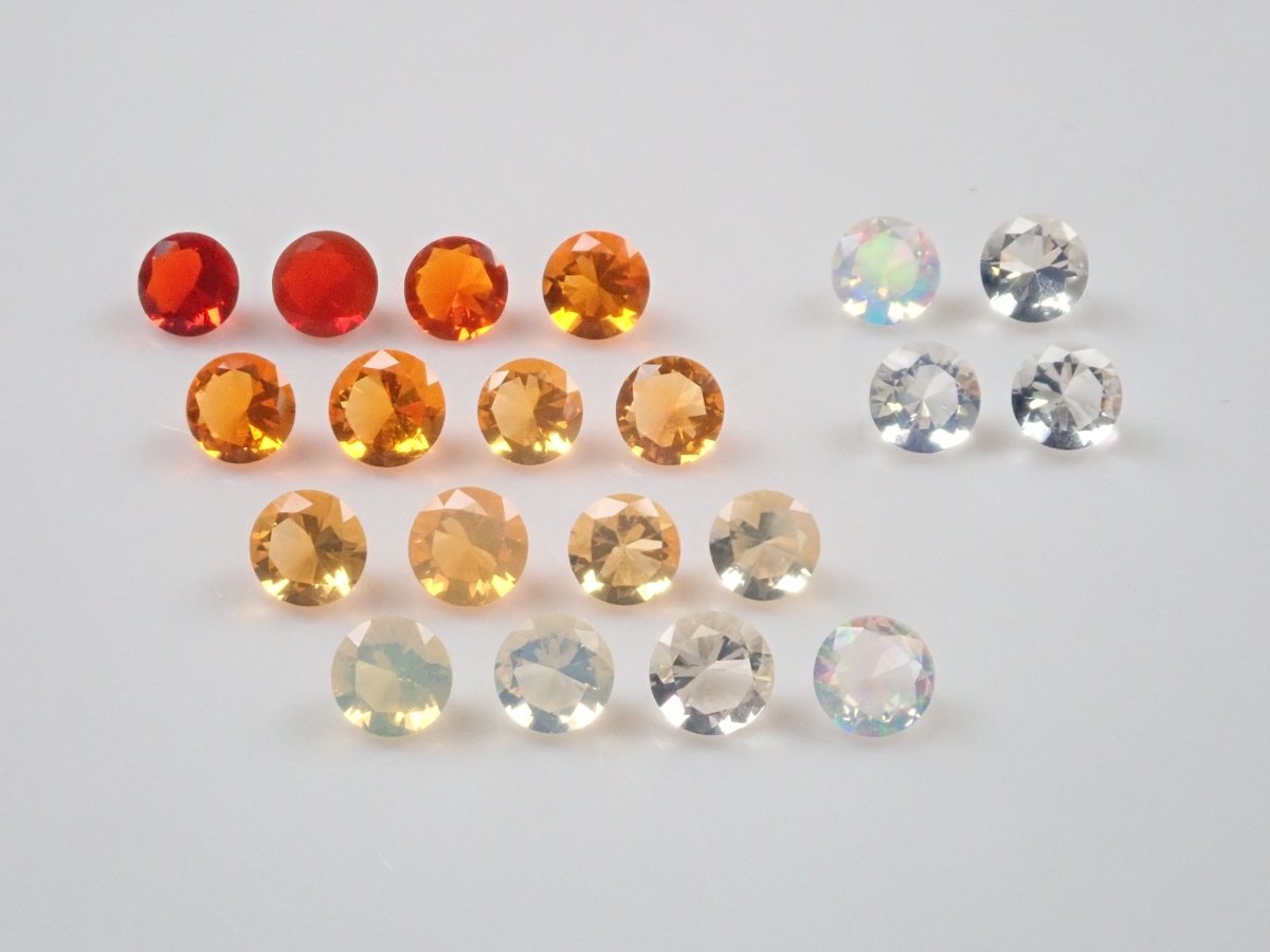 【5/21 22時販売】【KEN氏】 メキシコ産オパール1石(約3.5mm)《複数購入割引有》 - カラッツSTORE