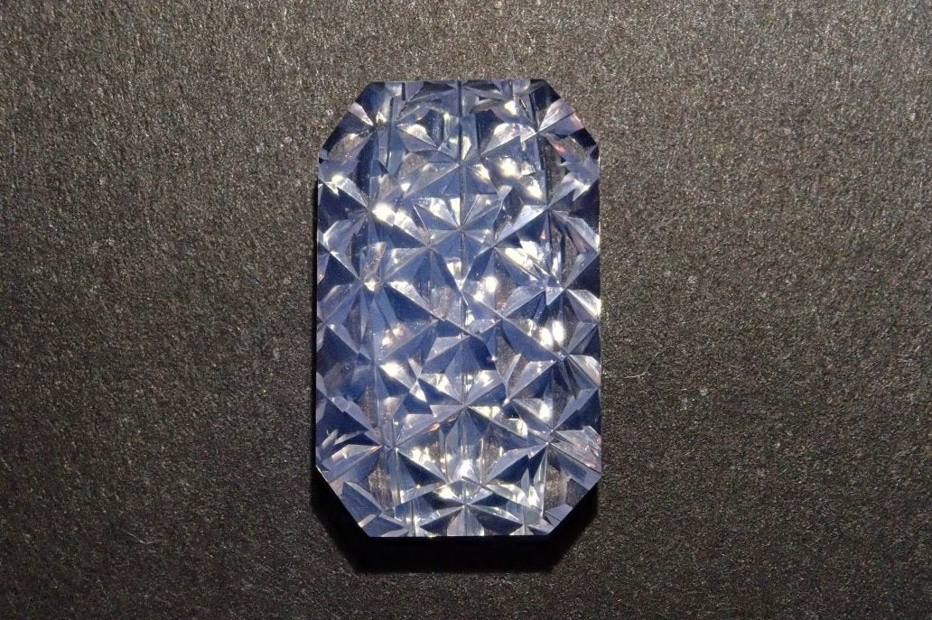 【甲州貴石切子】スコロライト 5.350ctルース ワッペン