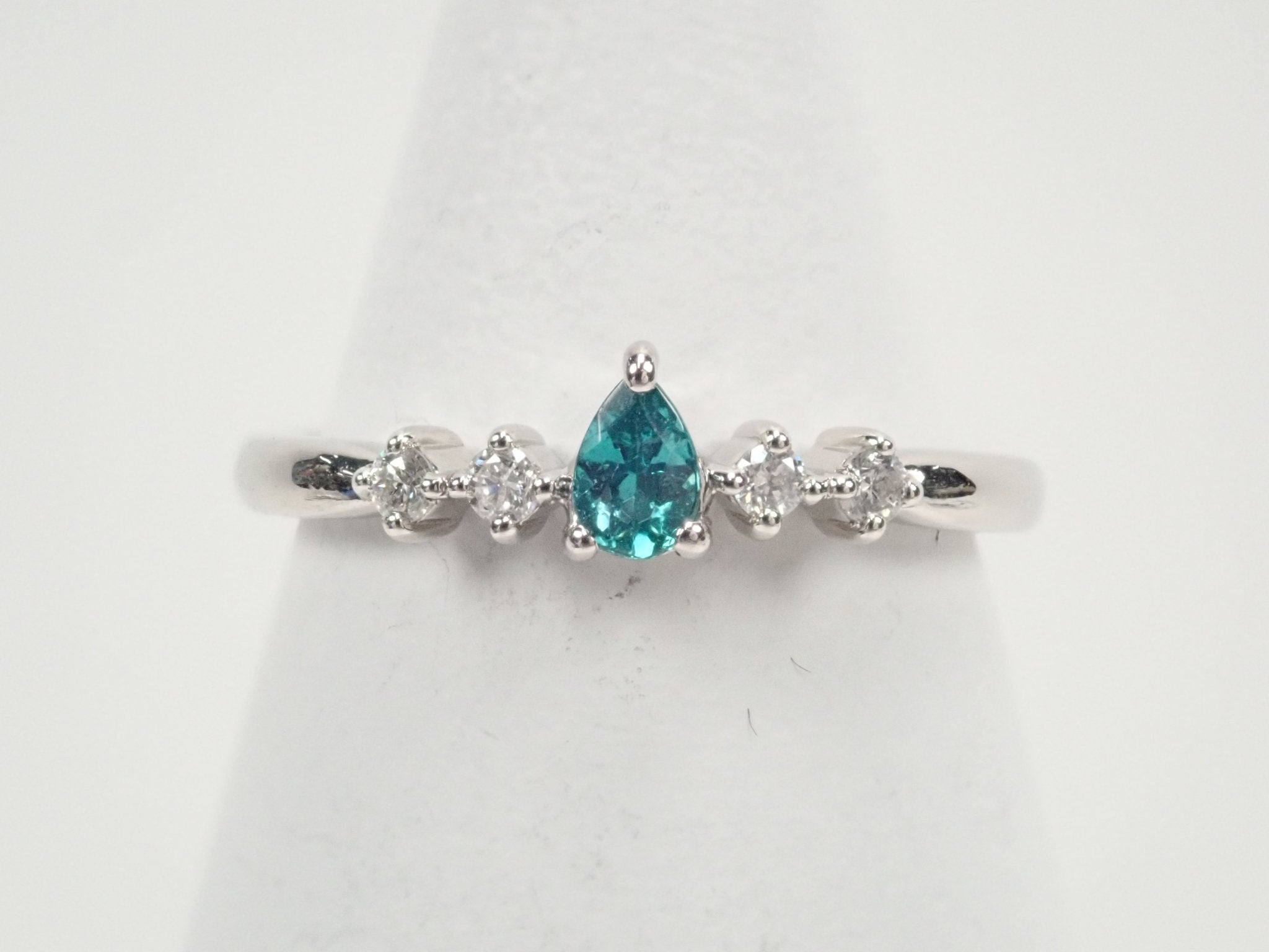 【7/3 22時公開】Pt950ブラジル産パライバトルマリン0.08ct リング(ピンキーリング) - KARATZ STORE|カラッツSTORE