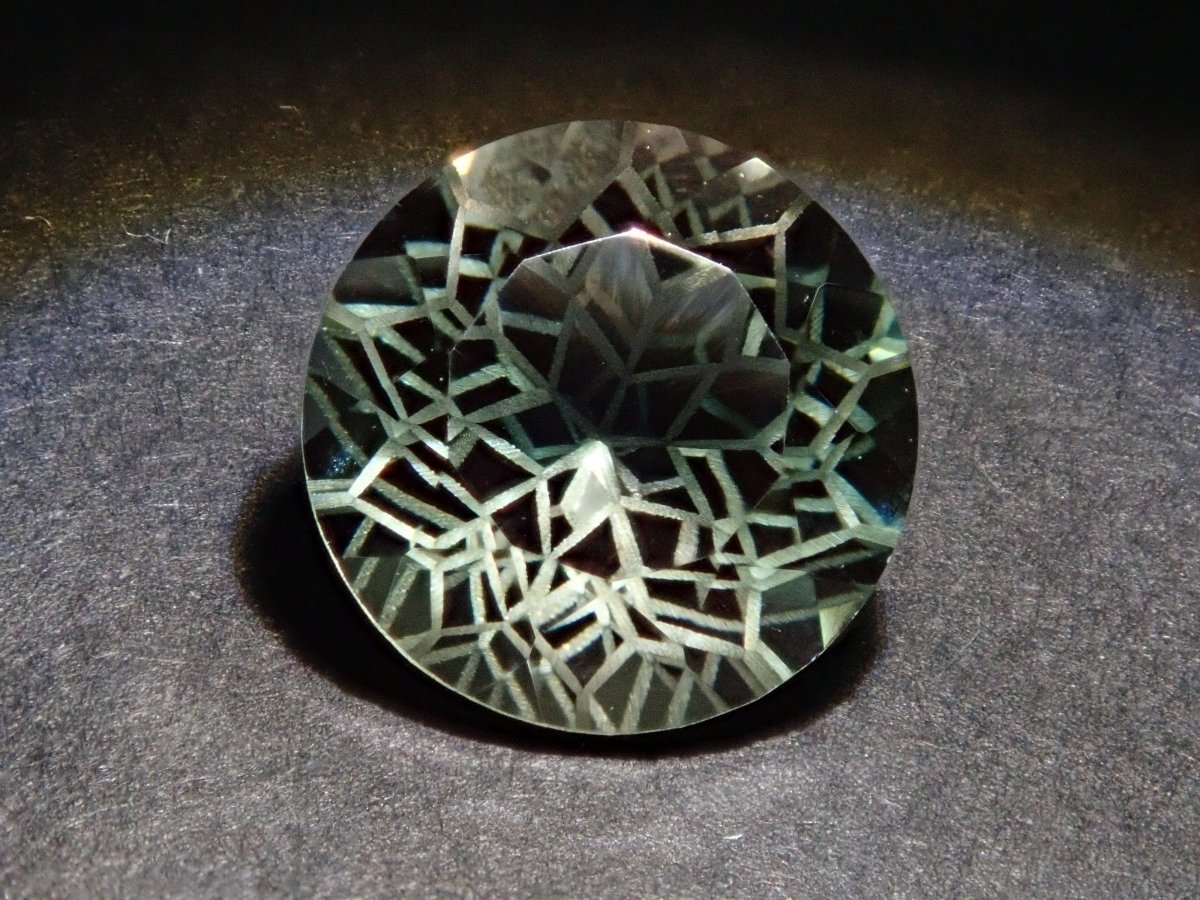 【ダンデライオンカット】グリーン・オレゴンサンストーン8mm ルース(5枚花びら) - カラッツSTORE